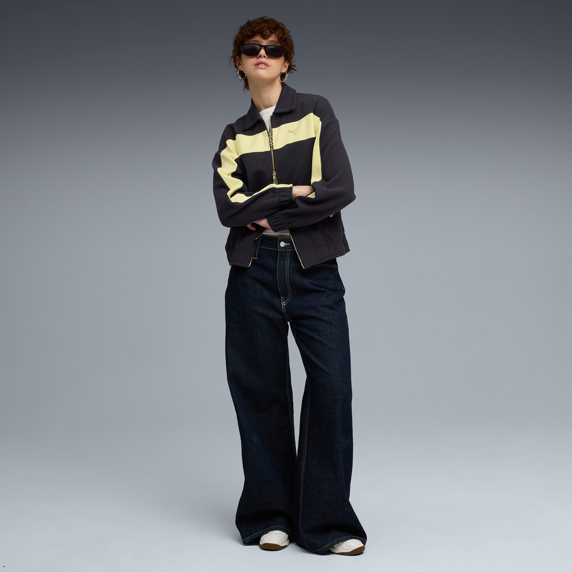 T7 Relaxed Track Jacket Women Product Image