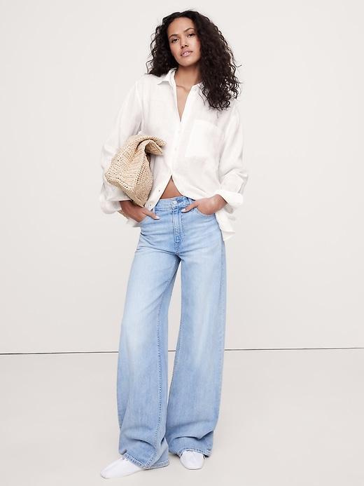 The Oversized Linen Shirt Product Image