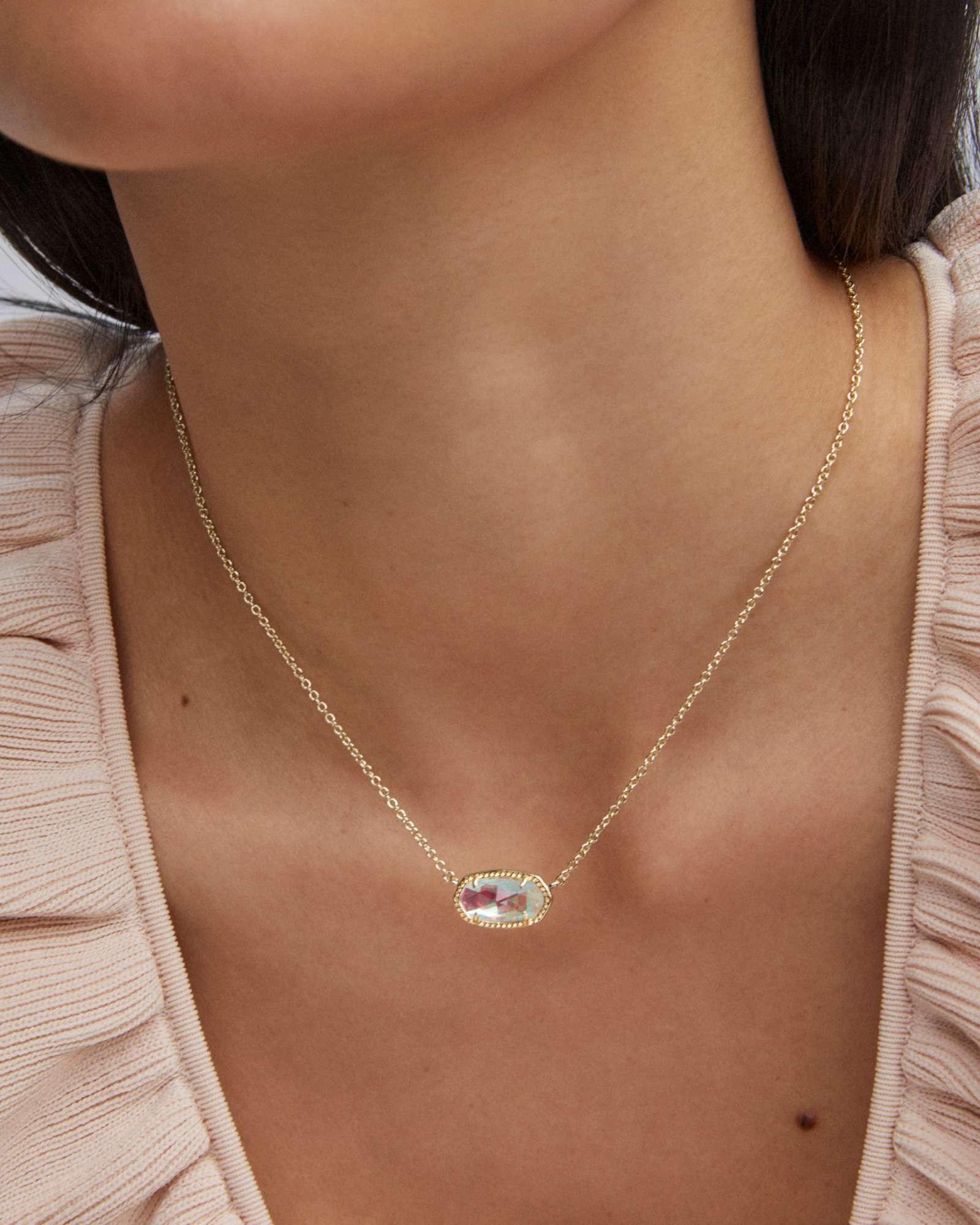 Elisa Gold Short Pendant Necklace Product Image