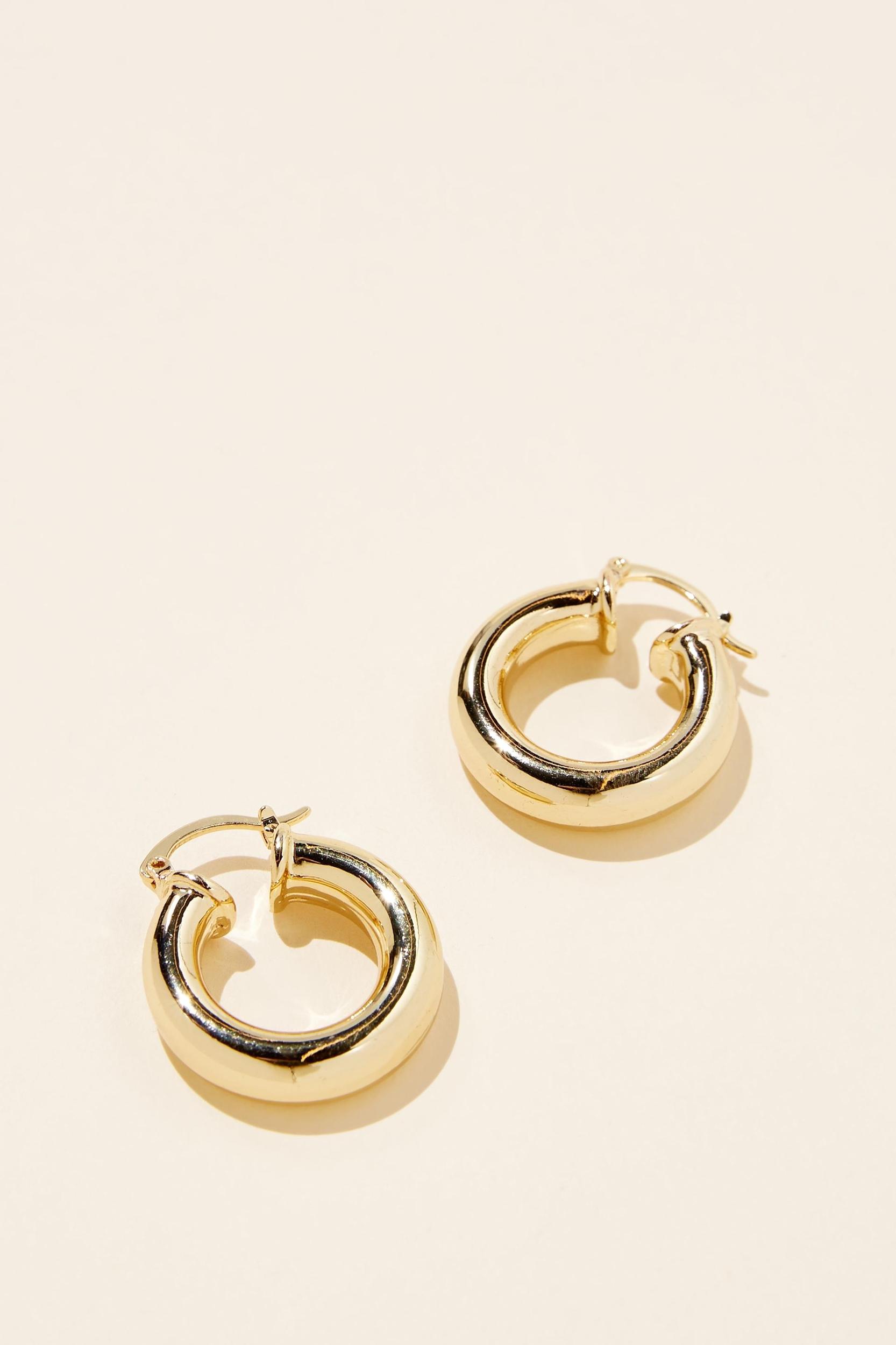 Large Hoop Earring Product Image