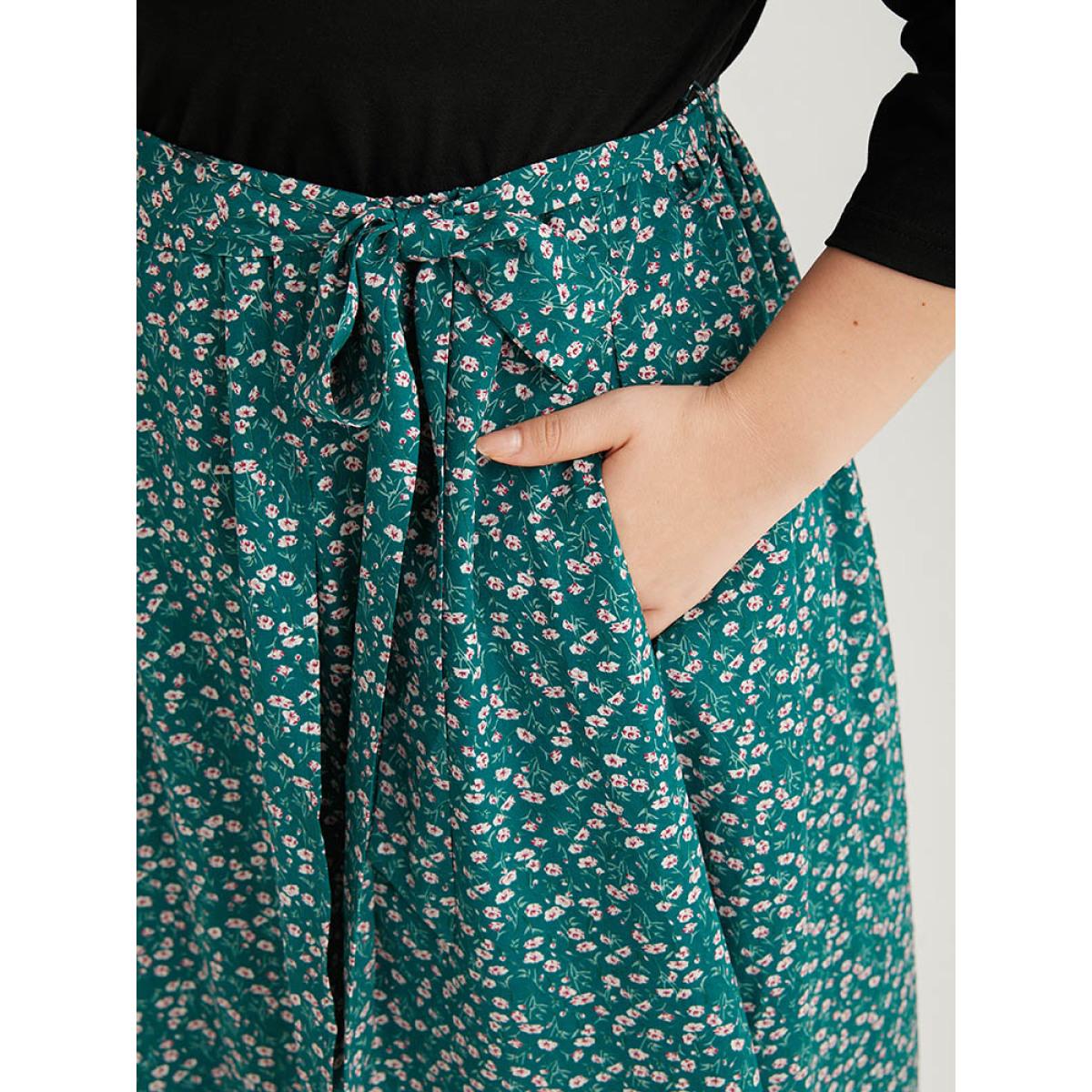 Plus Size Ditsy Floral Patchwork Pocket Belted Crew Neck Dress Black Women Casual Belted Round Neck Elbow-length sleeve Curvy Midi Dress BloomChic 26/4X Product Image