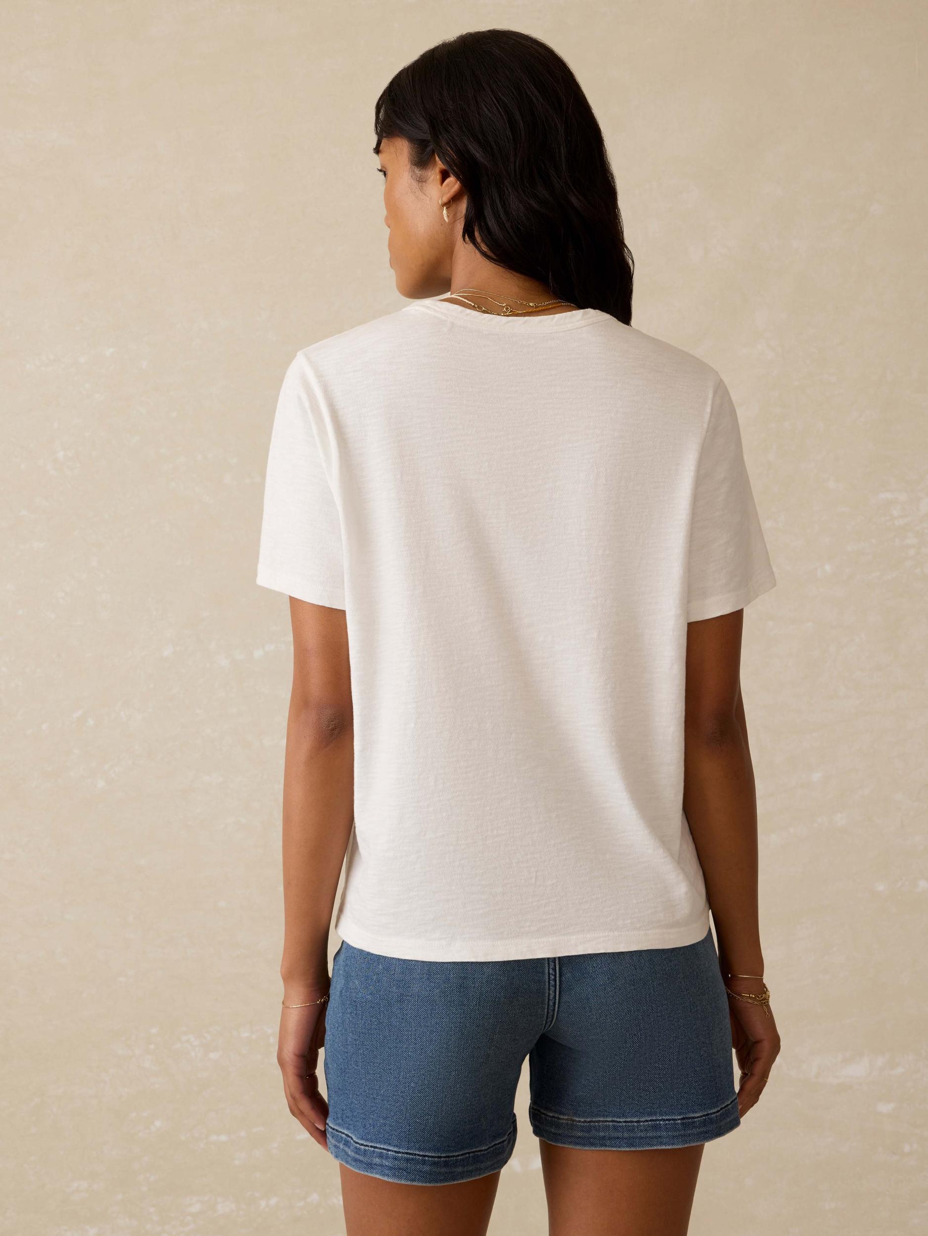 Sunwashed Essential Tee - White Female Product Image
