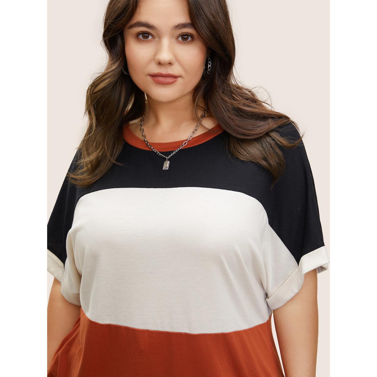Plus Size Colorblock Contrast Cuffed Sleeve T-shirt Multicolor Women Casual Contrast Plain Round Neck Everyday T-shirts BloomChic 30/6X Product Image