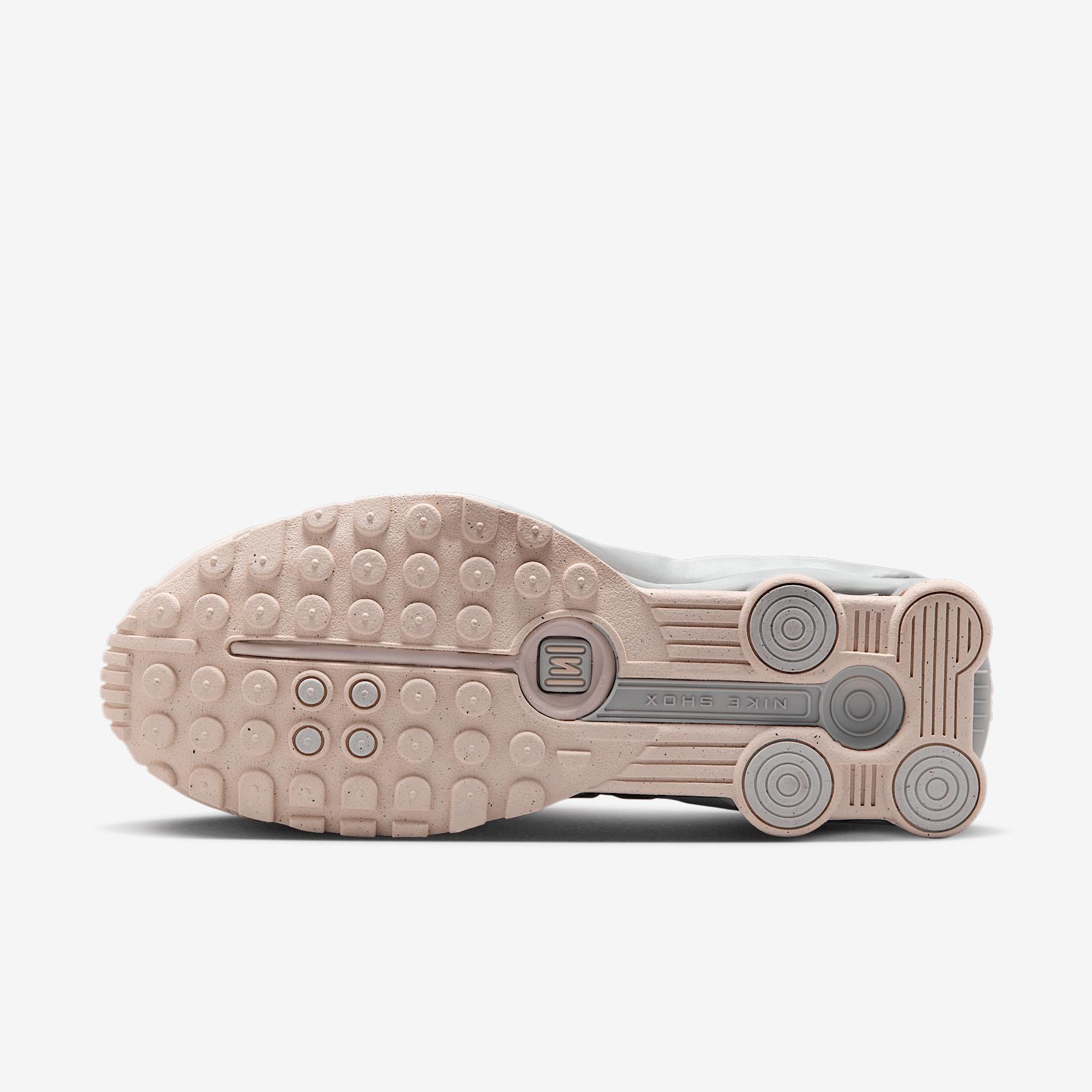 Nike Shox R4 Women's Shoes Product Image