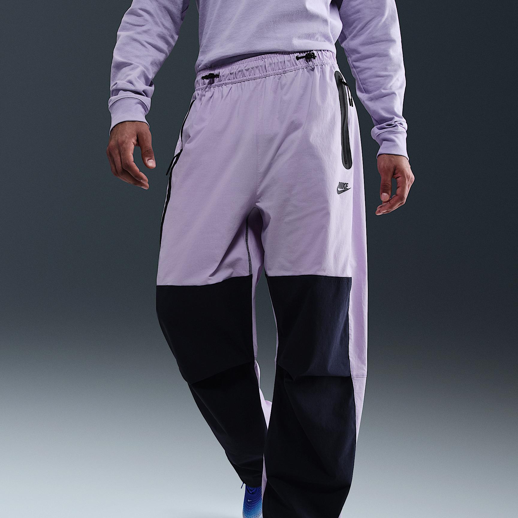 Nike Men's Tech Woven Oversized Pants Product Image