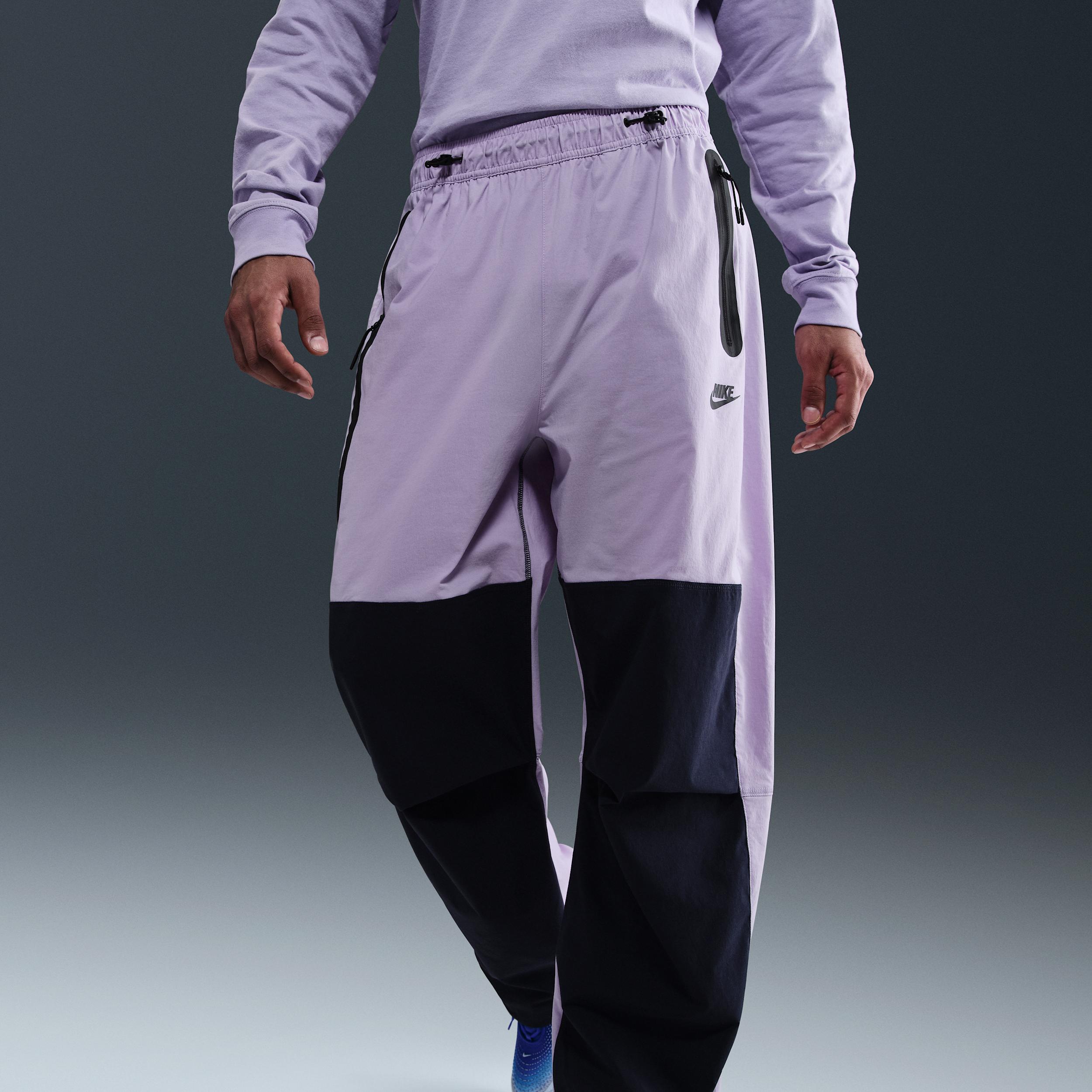 Nike Men's Tech Woven Oversized Pants Product Image
