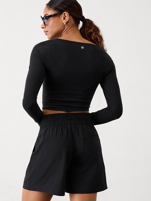 Wayfind High Rise 5" Short Product Image