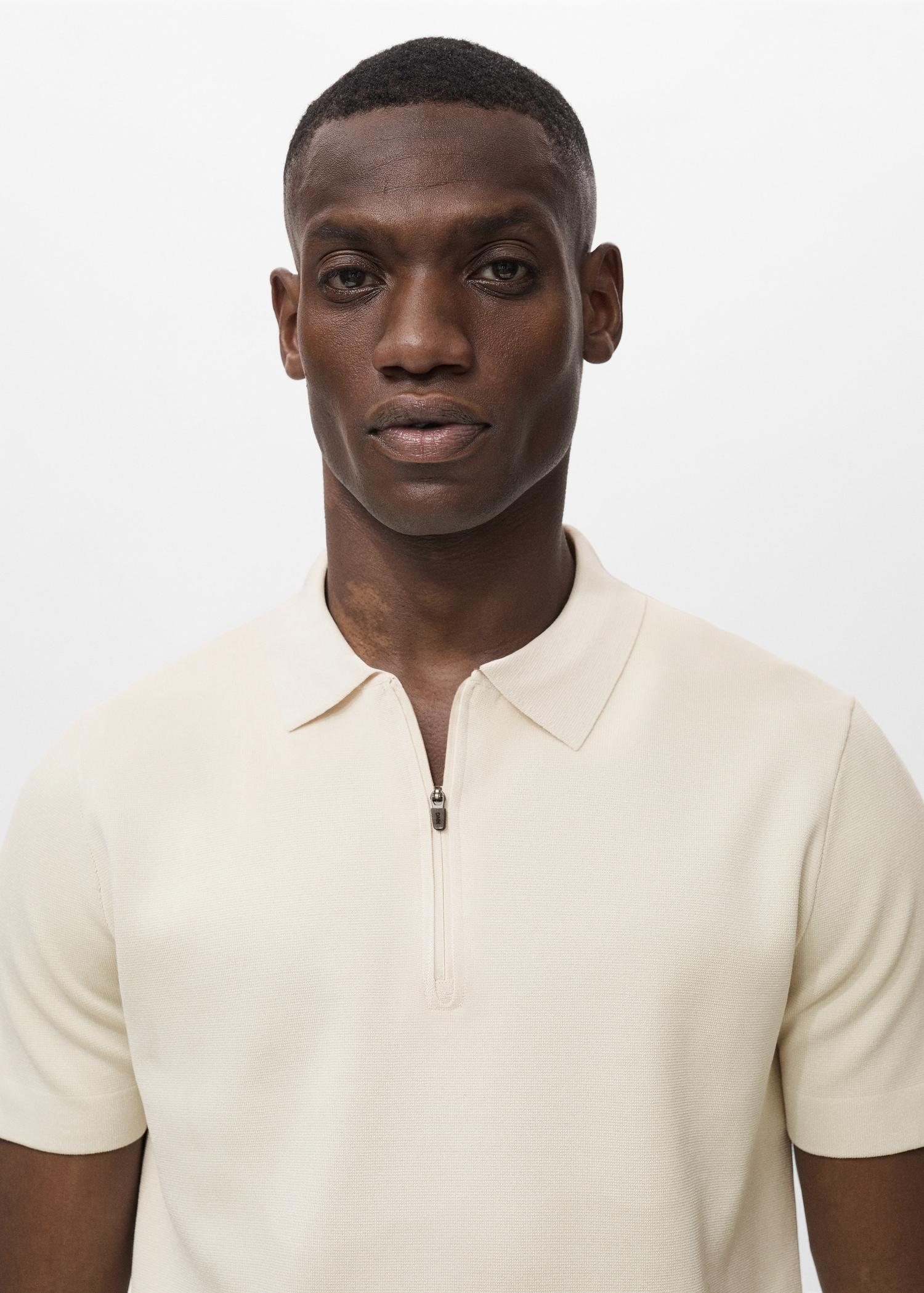 COOLMAX® fine-knit polo shirt with zipper - Men | MANGO USA Product Image