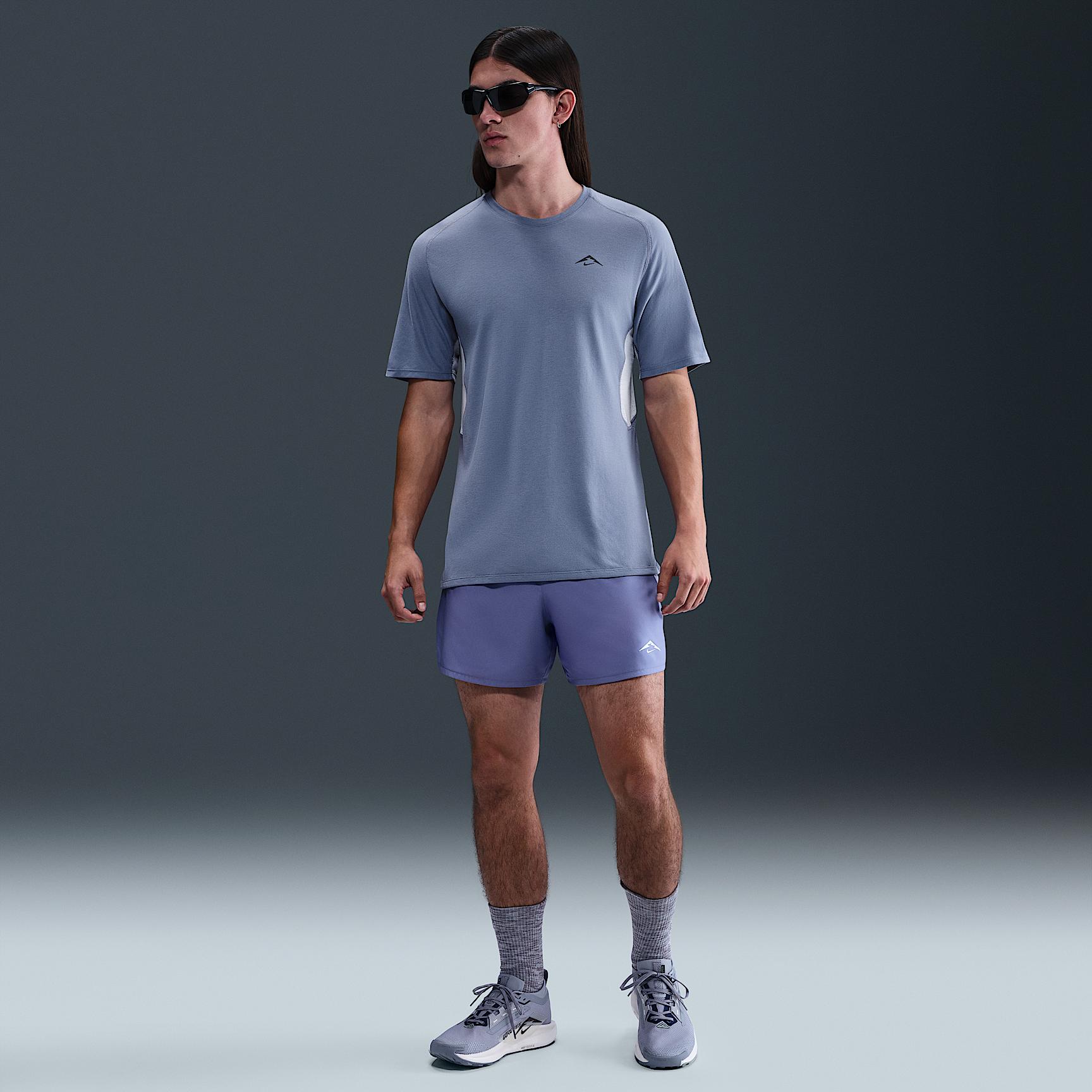 Nike Mens Solar Chase Dri-FIT ADV Short-Sleeve Running Top | HJ3580-499 Product Image