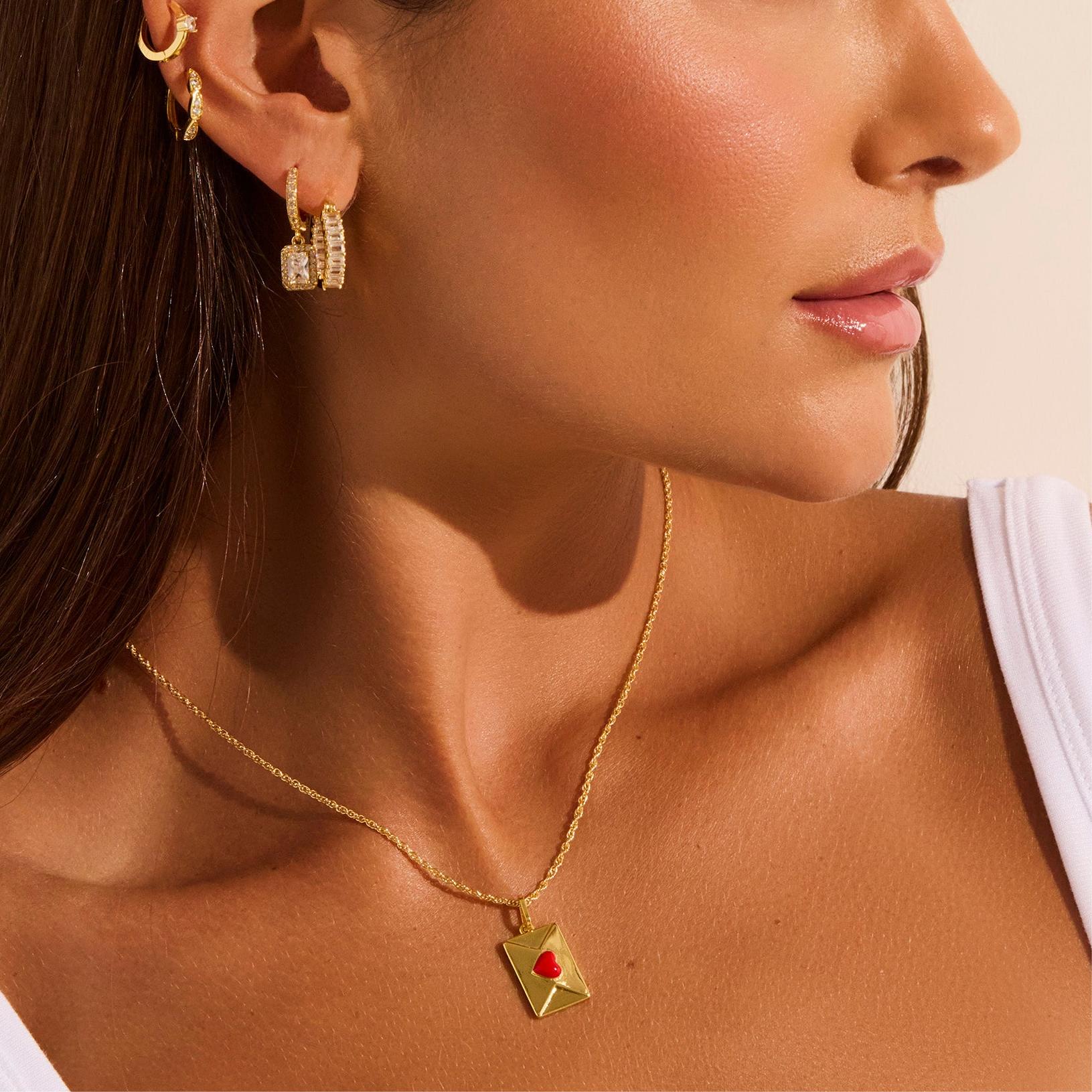 Dear Darling Necklace Product Image