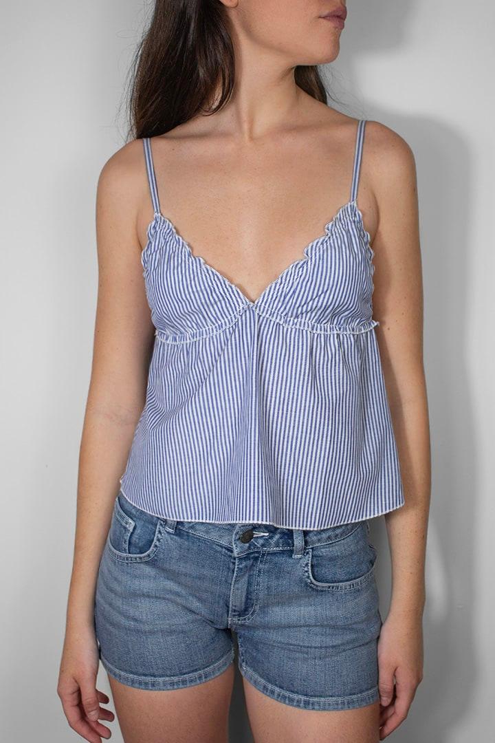 Top with ruffles Product Image