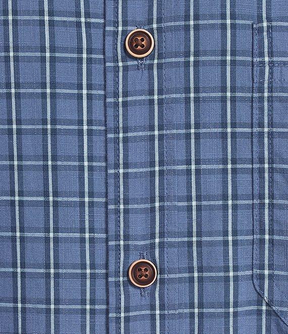 Roundtree & Yorke Short Sleeve Slub Large Plaid Sport Shirt Product Image