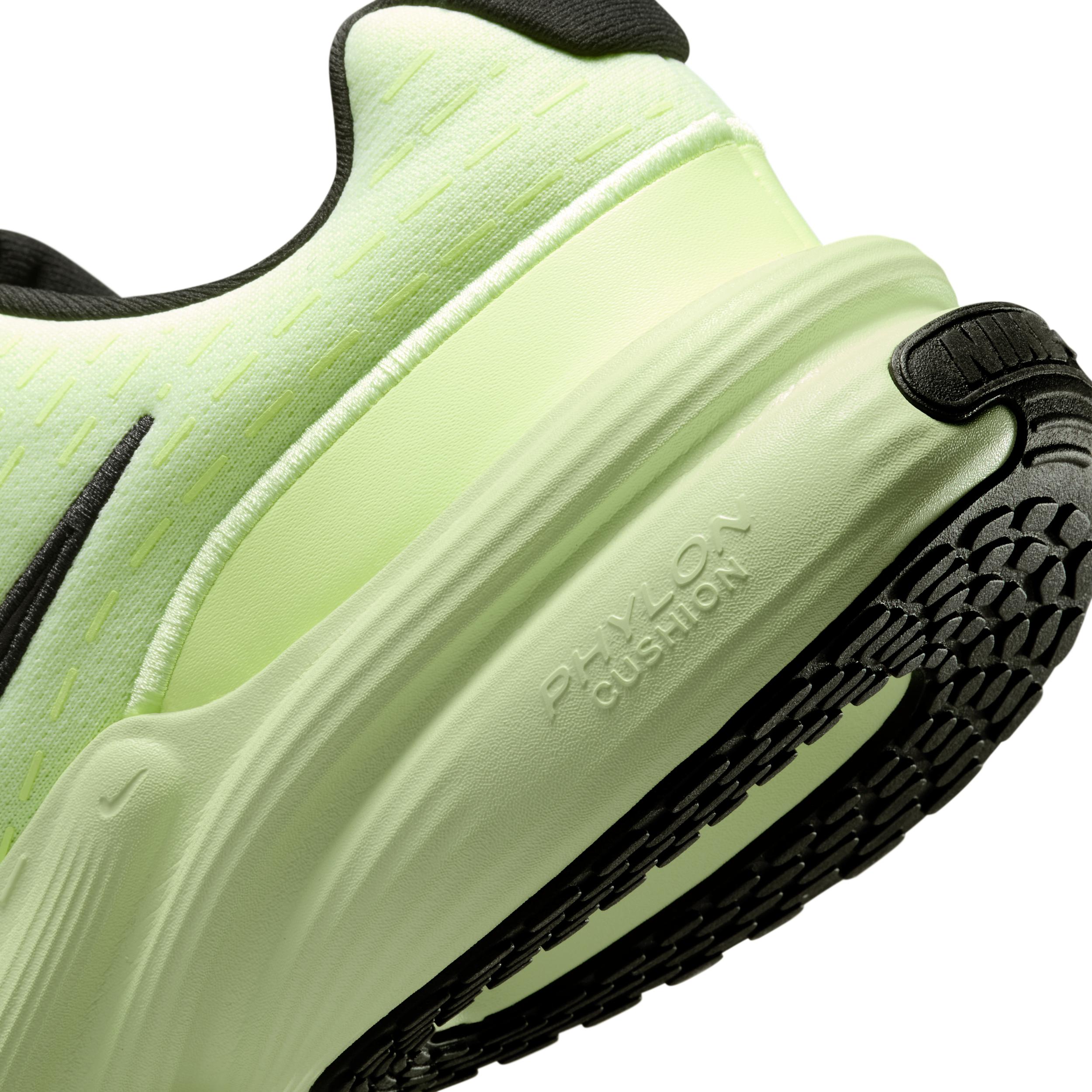 Nike Men's Uplift SC Shoes Product Image