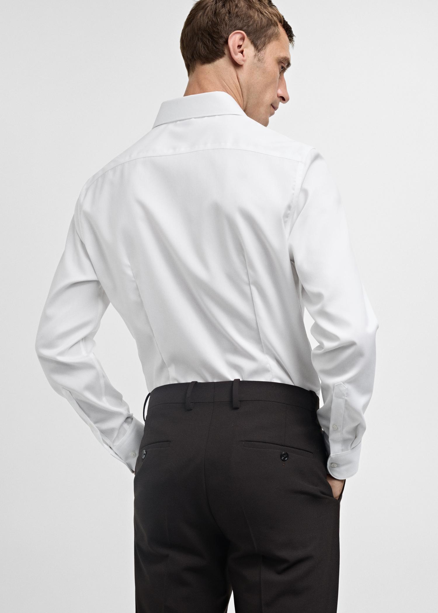 100% cotton slim fit shirt - Men | MANGO USA Product Image