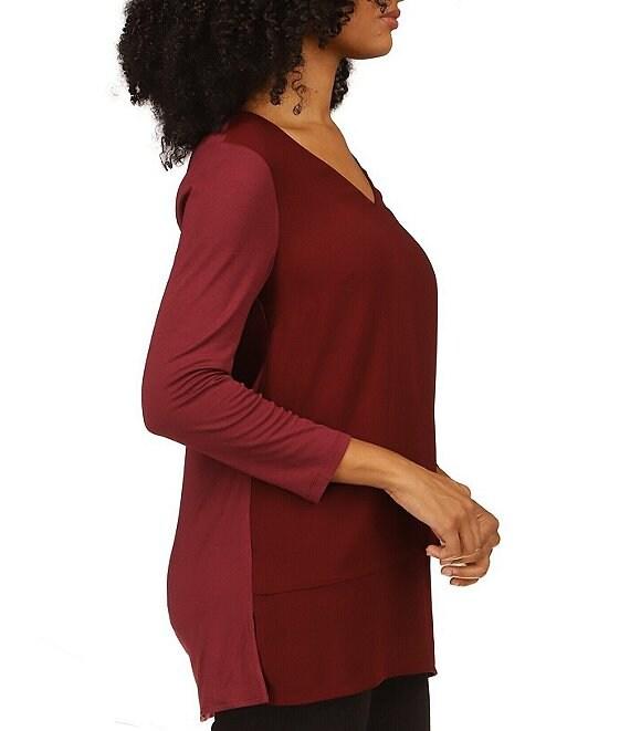 MICHAEL Michael Kors Mixed Woven Knit Layered Hem V-Neck 3/4 Sleeve Shirt Product Image