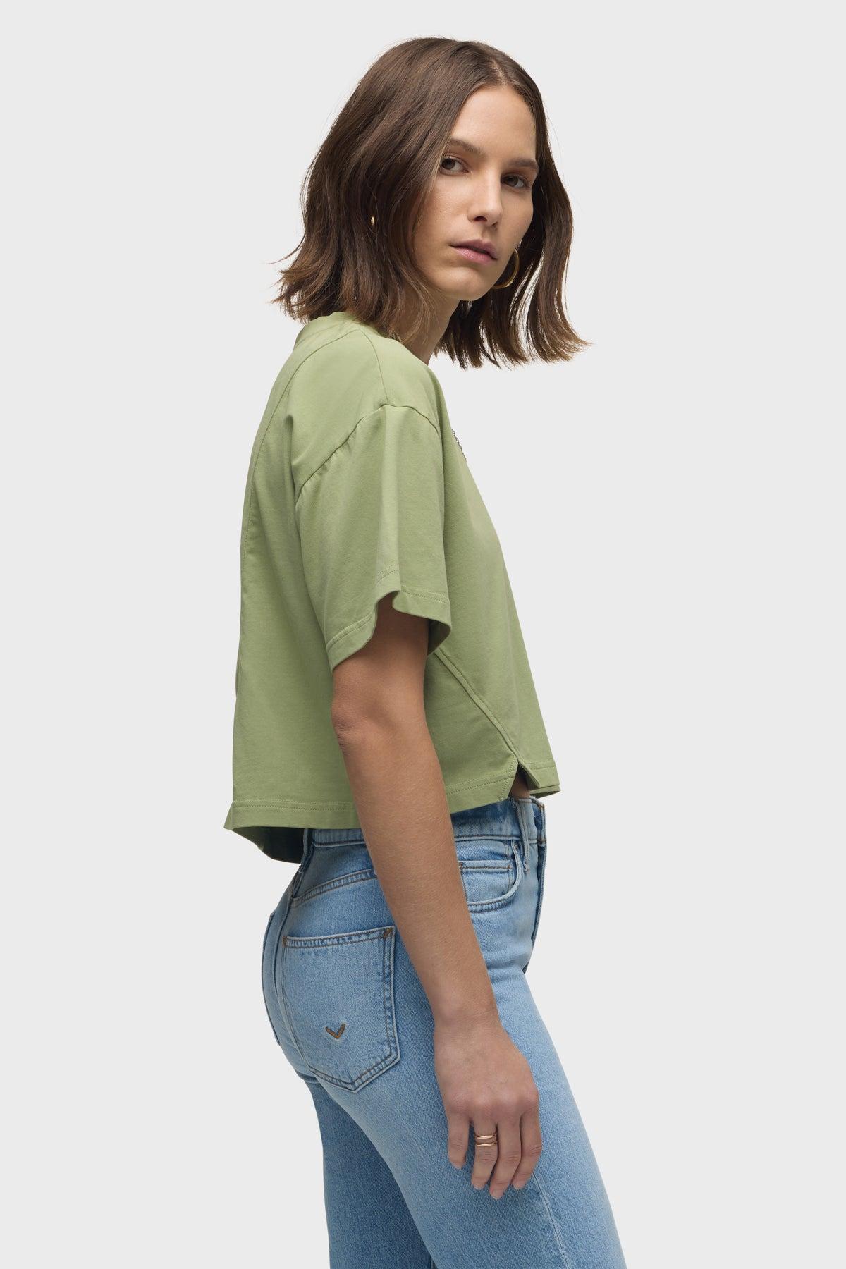 Short Sleeve Forward Seam Tee Female Product Image