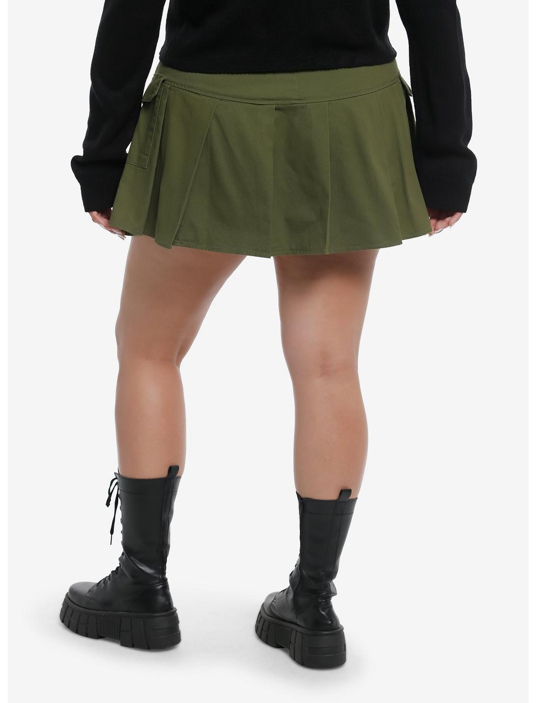 Green Cargo Pleated Skirt Plus Size Product Image