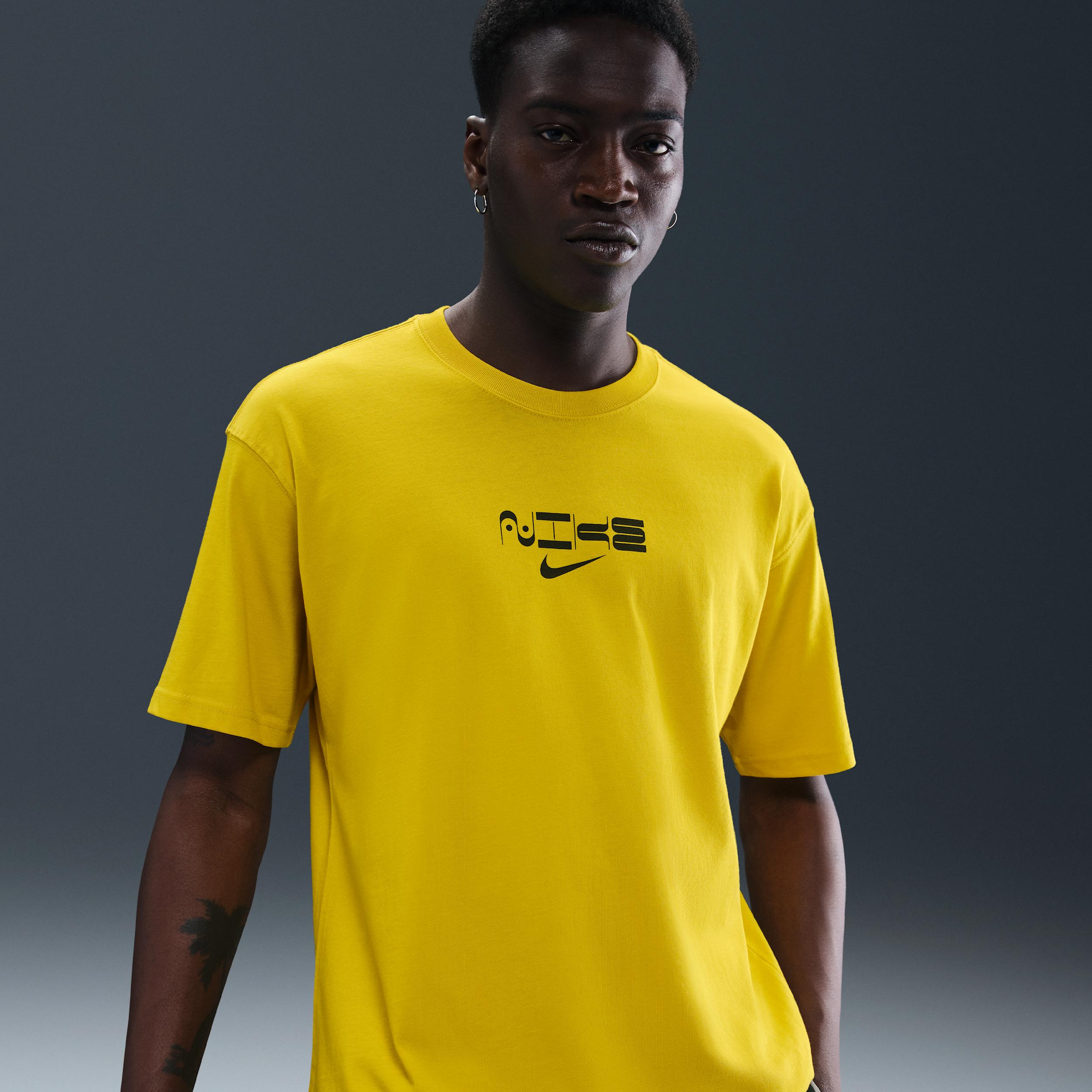 Mens Nike Sportswear Max90 T-Shirt | HQ9266-726 Product Image