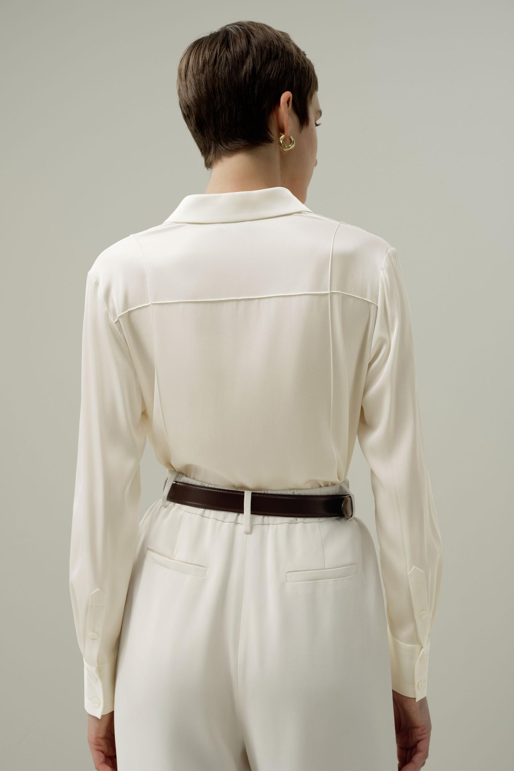 Gold Buckle Leather Belt Product Image