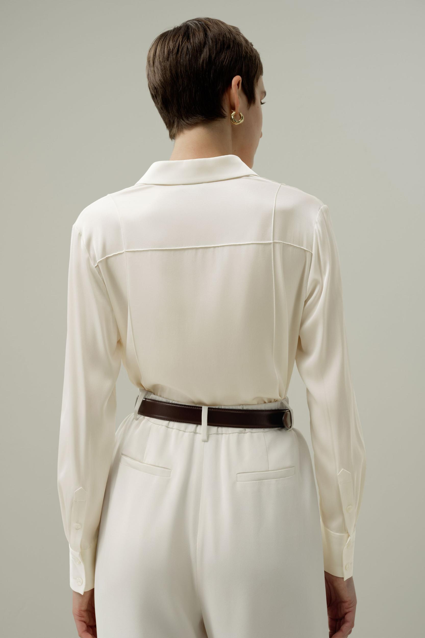 Gold Buckle Leather Belt Product Image