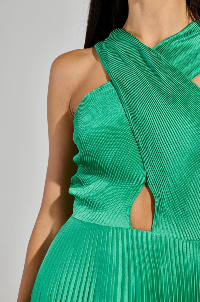 ALWAYS THE GUEST PLEATED MAXI DRESS IN KELLY GREEN Product Image