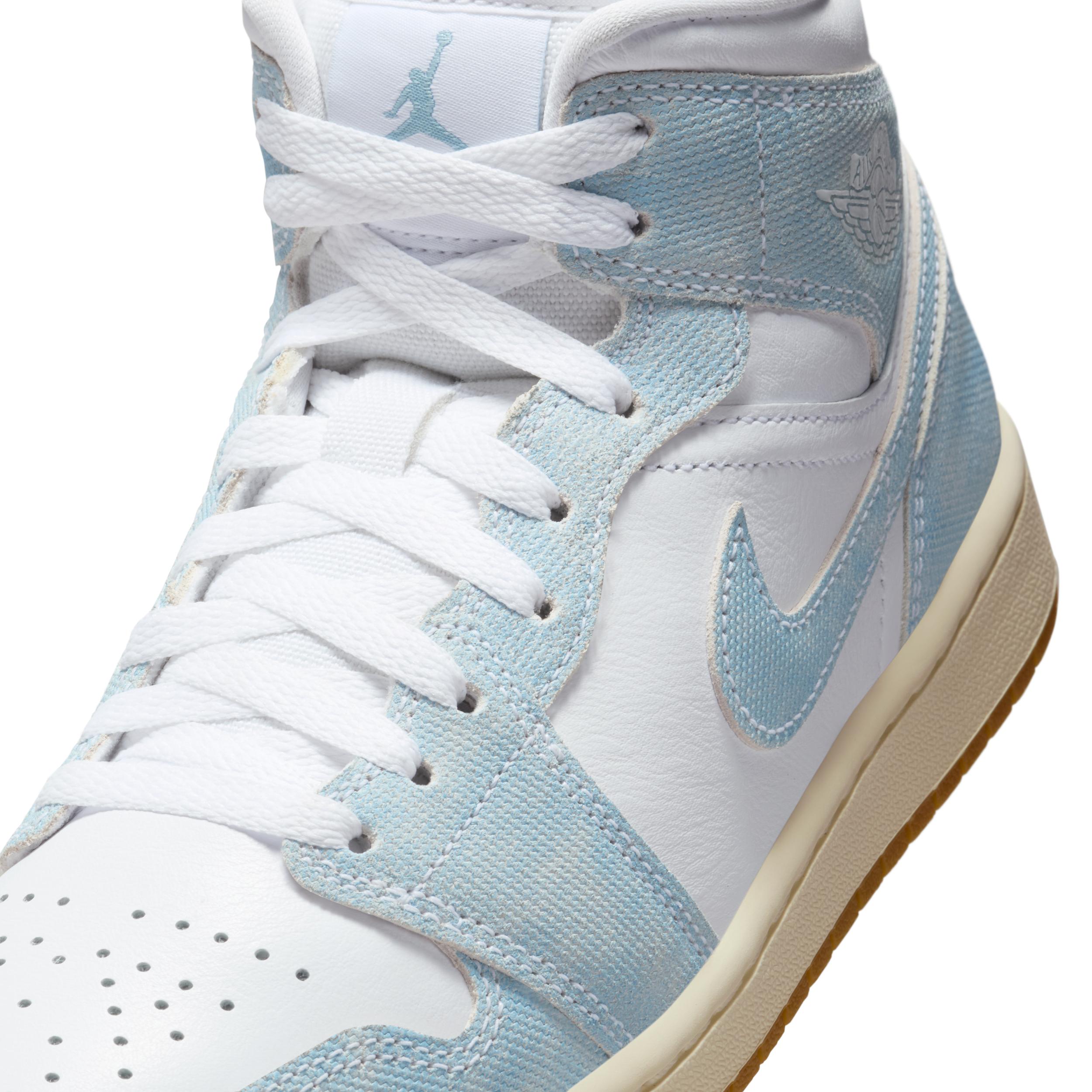 Jordan Womens Jordan Retro 1 Mid SE - Womens Basketball Shoes Worn Blue/Light Gum/White Product Image