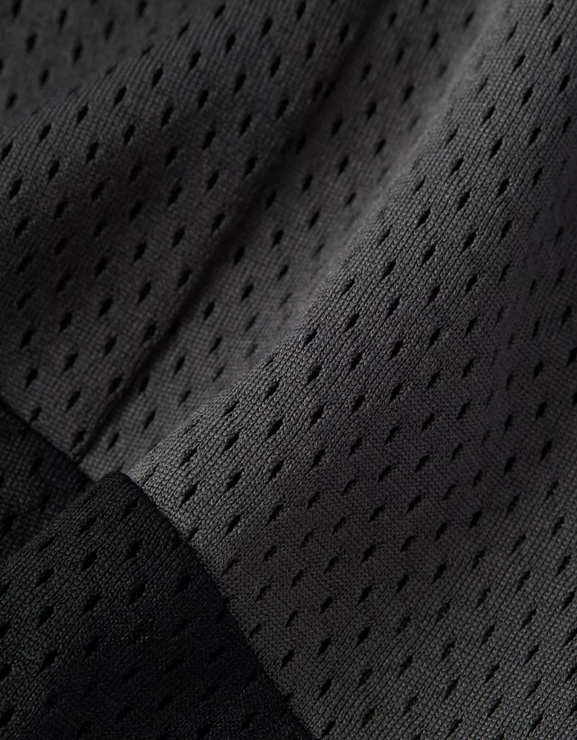 AE 24/7 Mesh Short Product Image