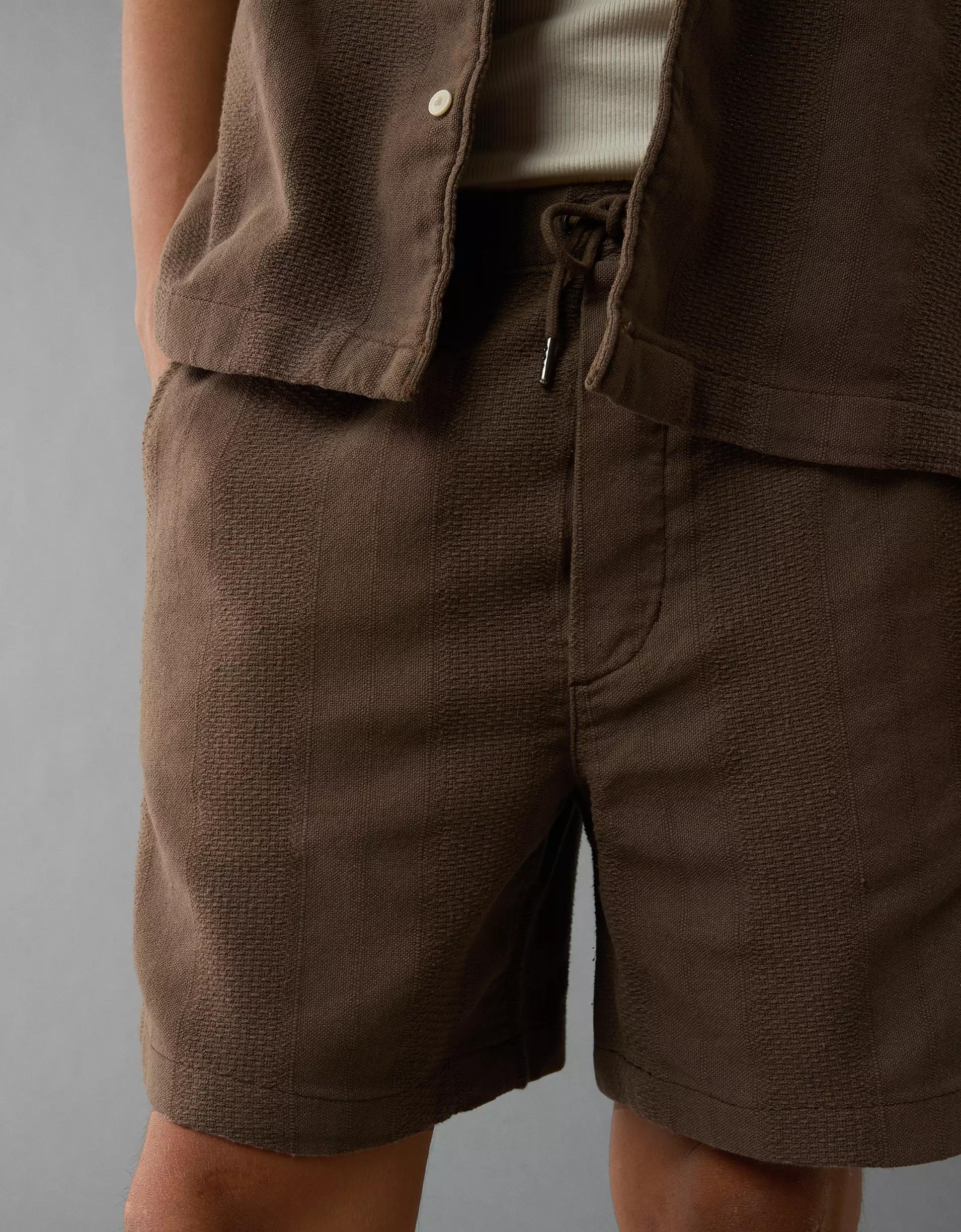 AE 7" Lived-In Trekker Short Product Image