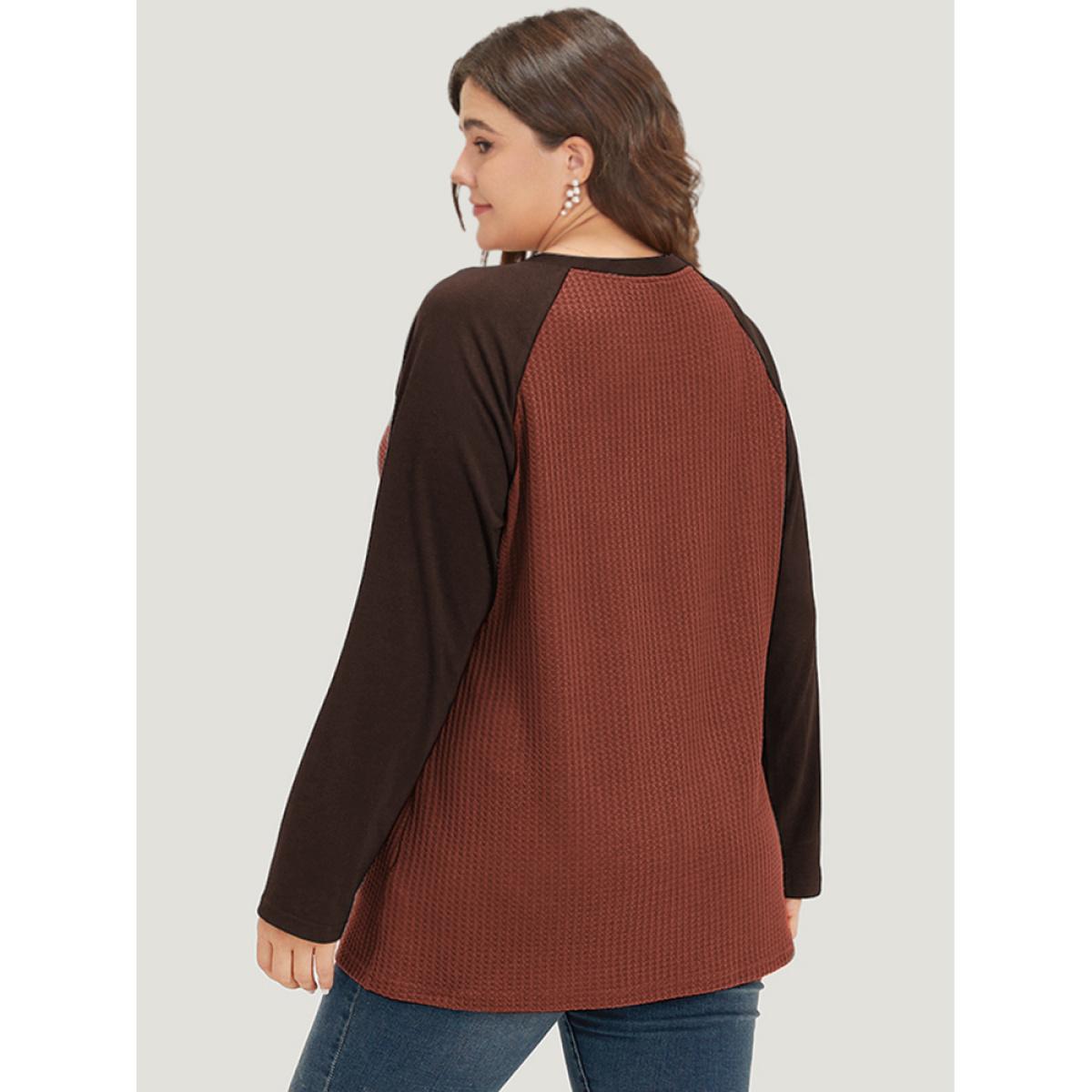 Plus Size Waffle Knit Raglan Sleeve Metal Buckle Detail T-shirt SlateGray Women Leisure Contrast Plain Casual T-shirts BloomChic 14-16/1X Product Image