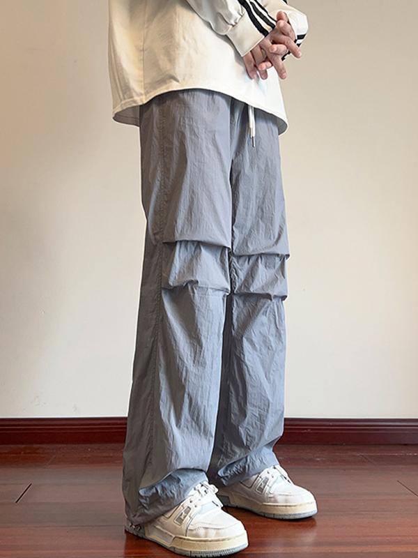 Men's Pleated Lightweight Straight Leg Pants Product Image