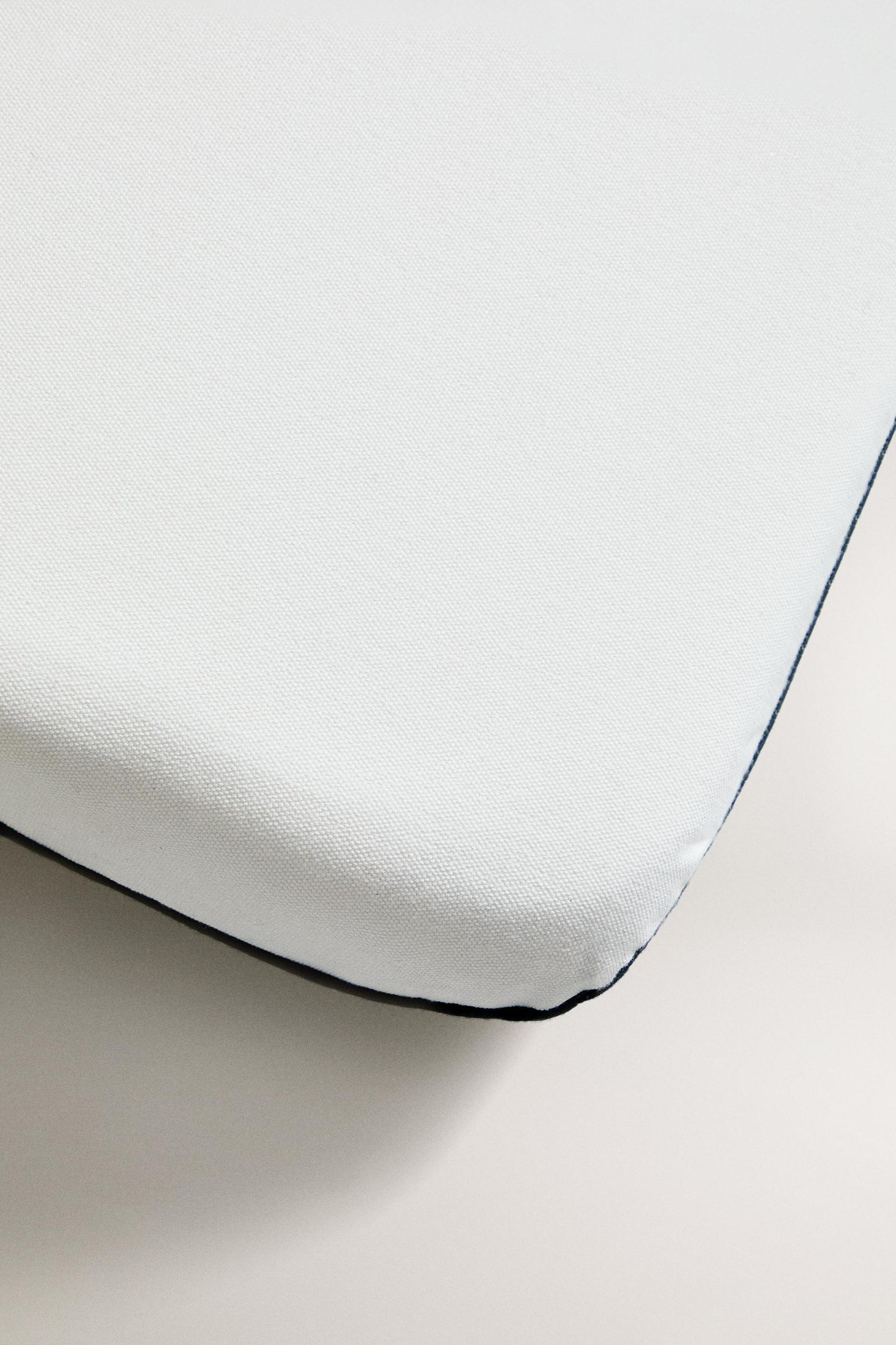 RECLINING FLOOR BEACH LOUNGER Product Image