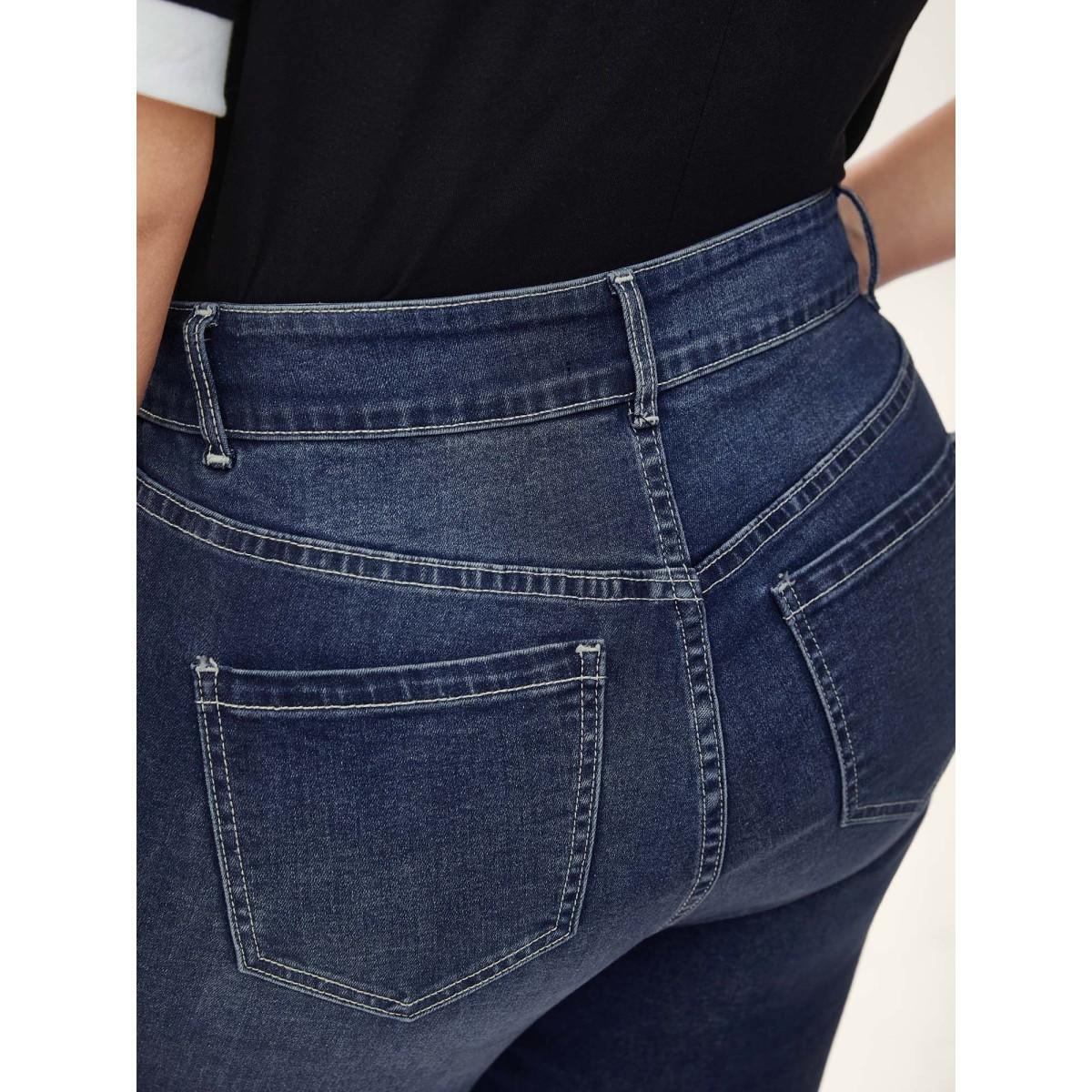 Plus Size Whiskered Wash Crop Skinny-Fit Jeans Women Darkindigo Leisure Medium stretch Slanted pocket Jeans BloomChic 26/4X Product Image