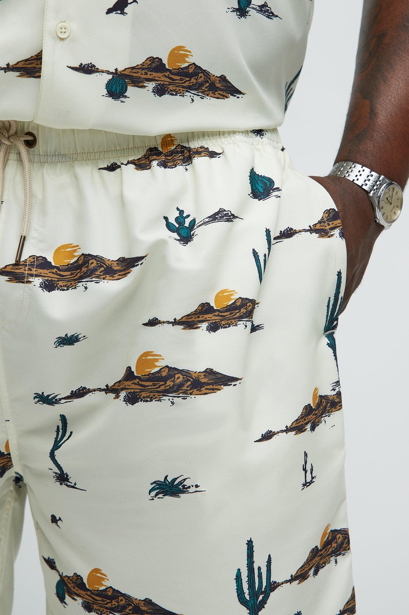 Desert Relaxed Short - White/combo Product Image