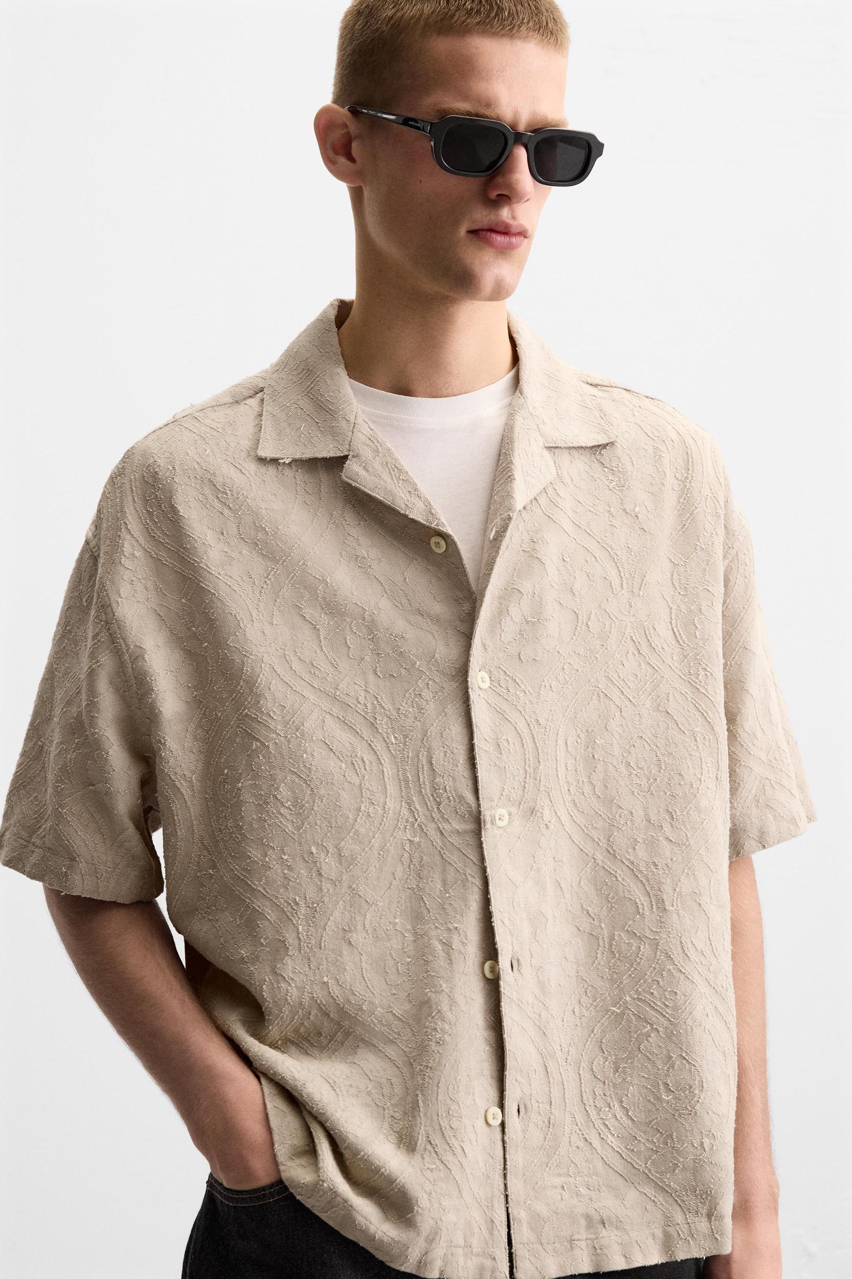 GEOMETRIC JACQUARD SHIRT Product Image