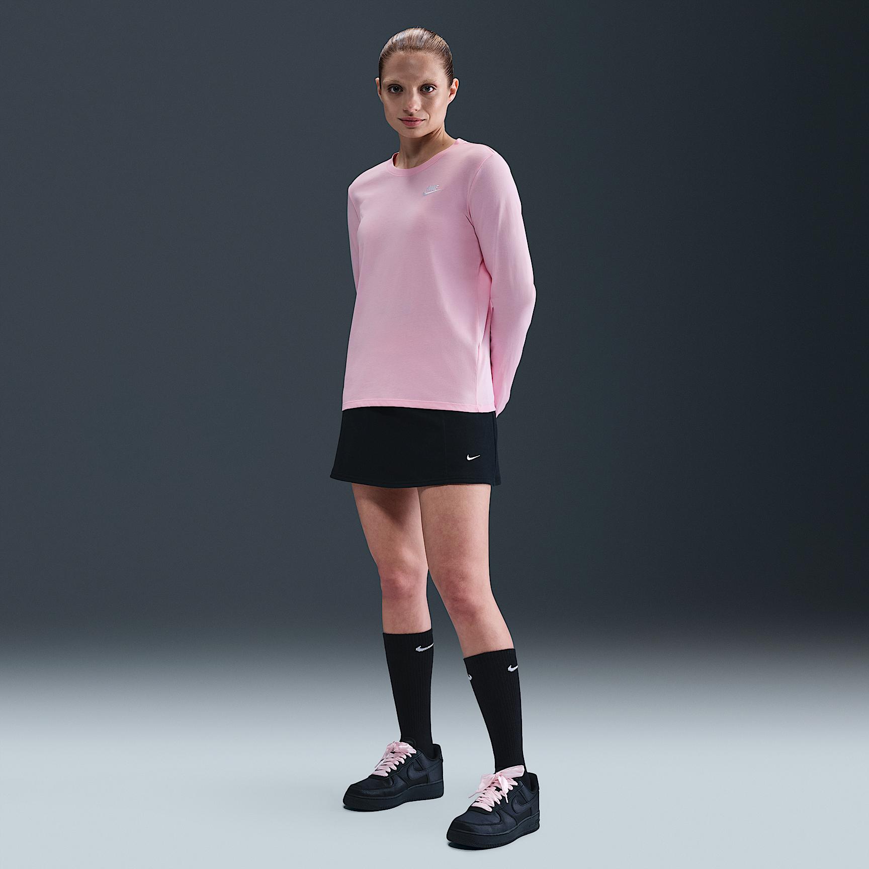 Womens Nike Sportswear Club Long-Sleeve T-Shirt | HF0780-100 Product Image