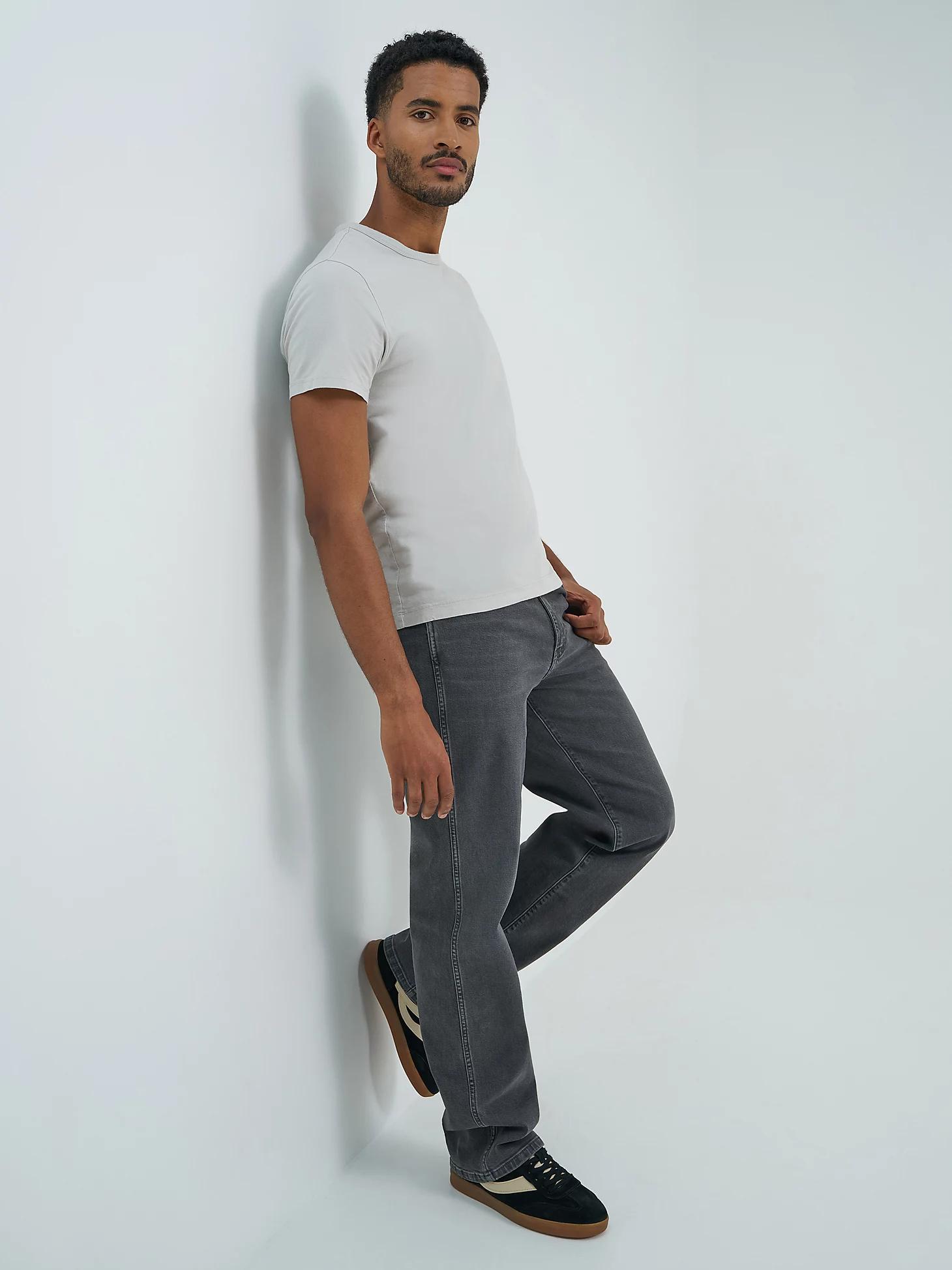 Men's Loose Straight Jean | Men's JEANS | Wrangler® Product Image