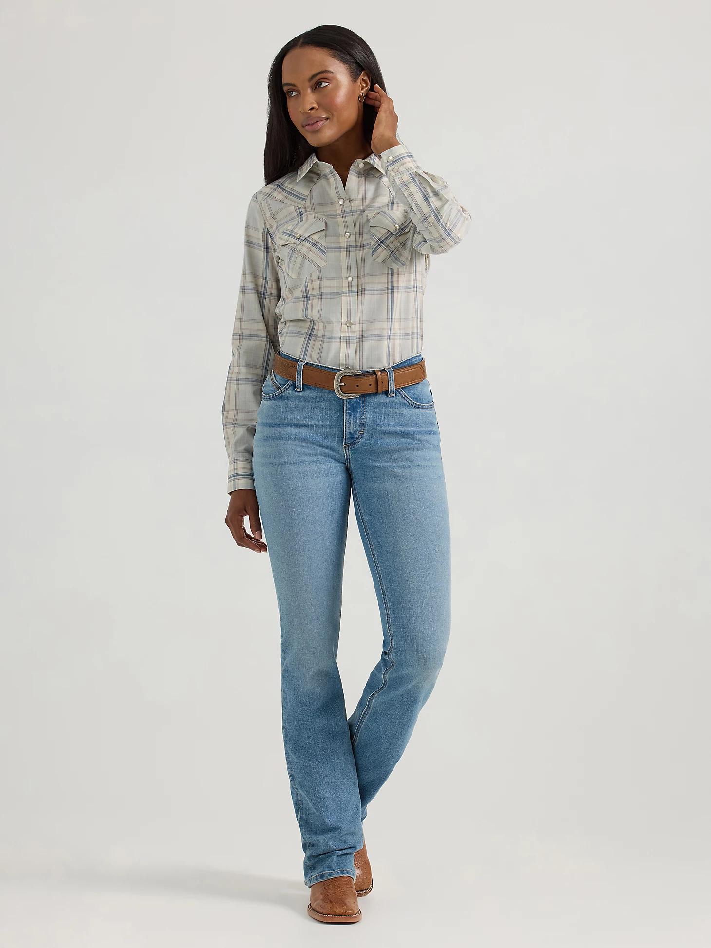 Women's Essential Long Sleeve Plaid Western Snap Top Product Image