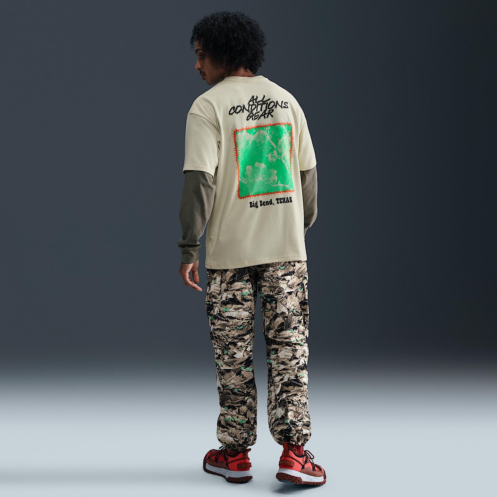 Mens Nike ACG T-Shirt | HV1296-010 Product Image