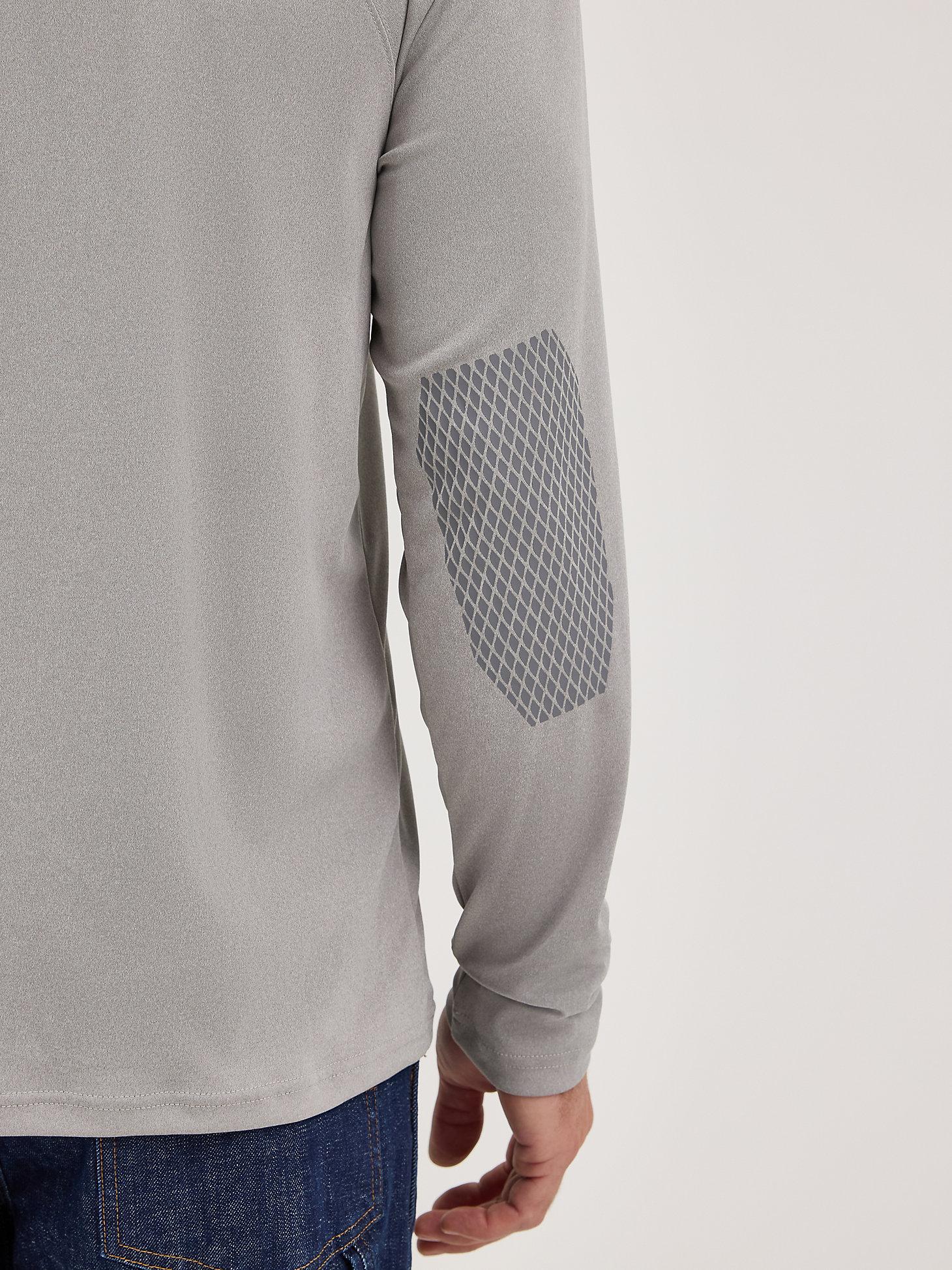 Wrangler RIGGS Workwear® Technical Sun T-Shirt | Men's SHIRTS | Wrangler® Product Image