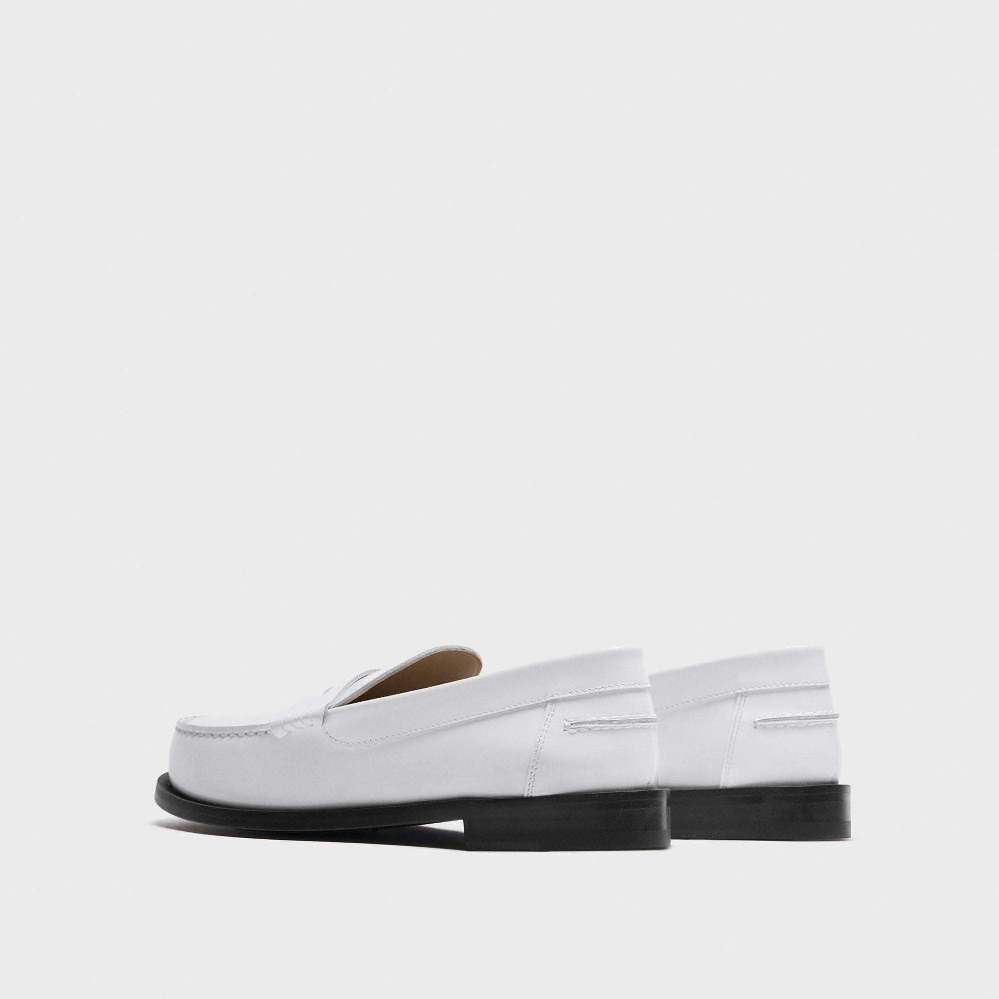 CITY LOAFER Product Image
