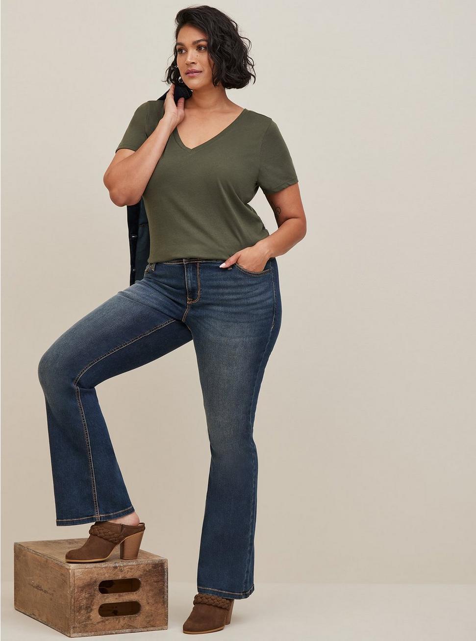 Luxe Slim Boot Jean Product Image