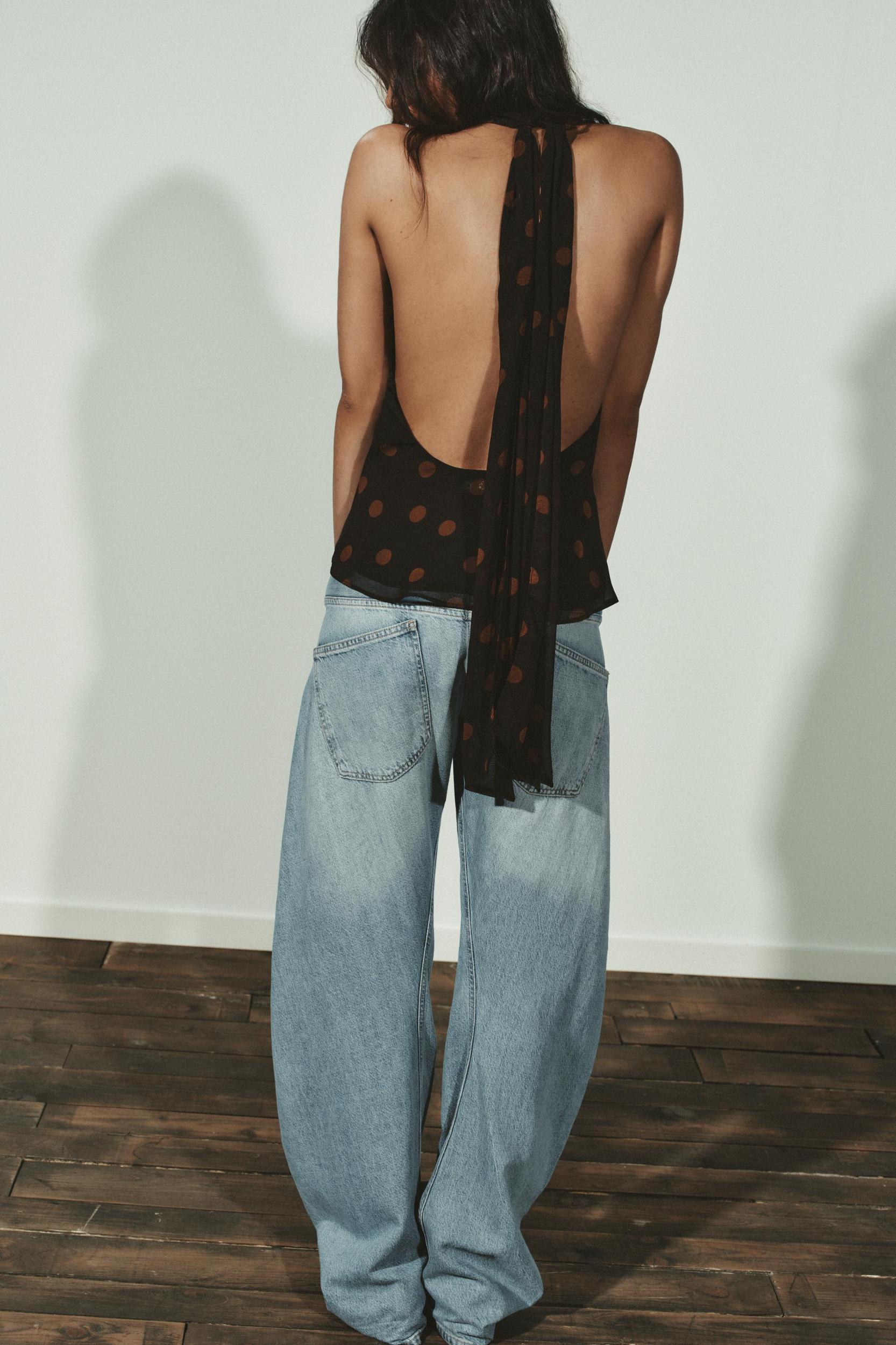 GEORGETTE HALTER TOP WITH DOTS Product Image