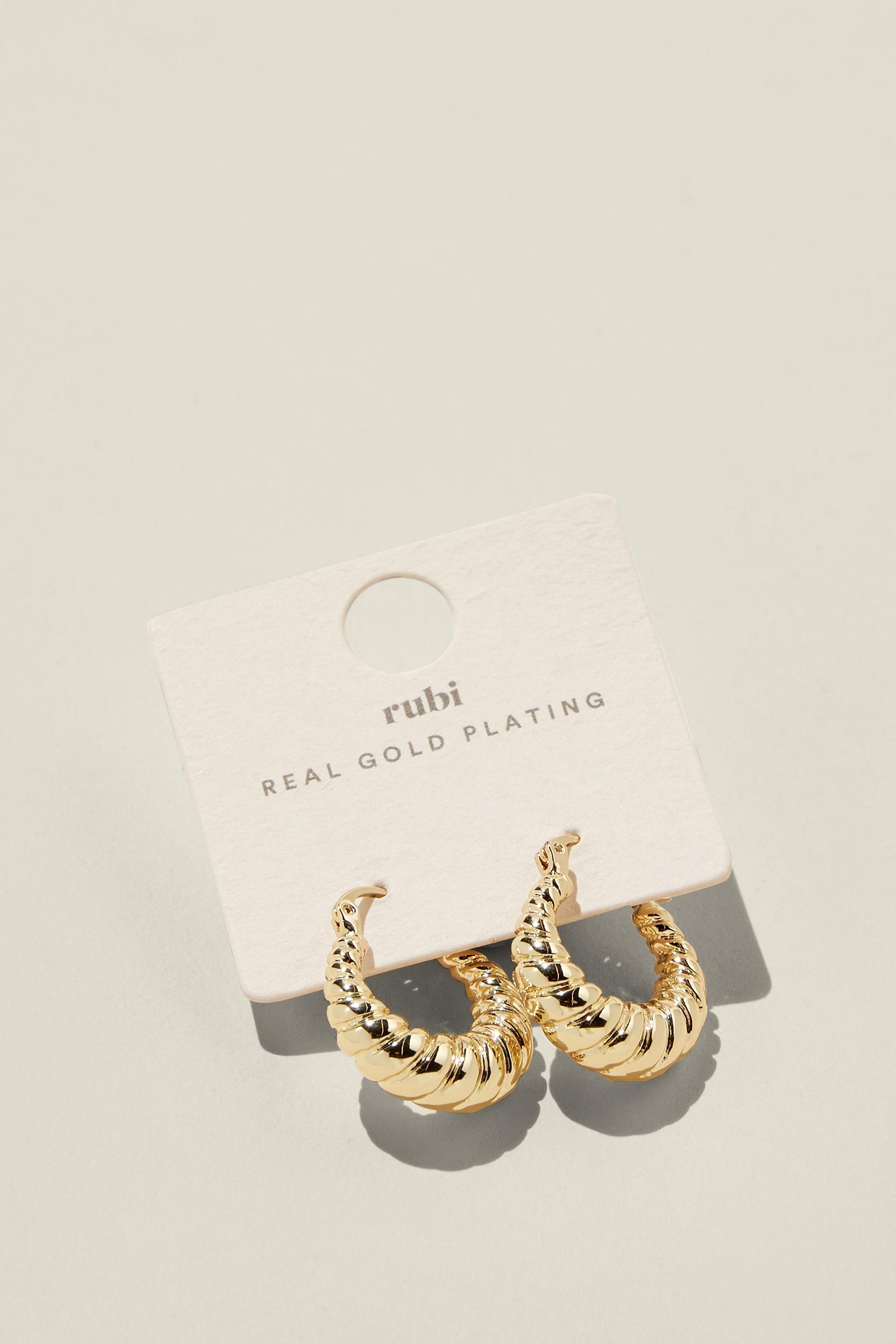 Mid Hoop Earring Product Image