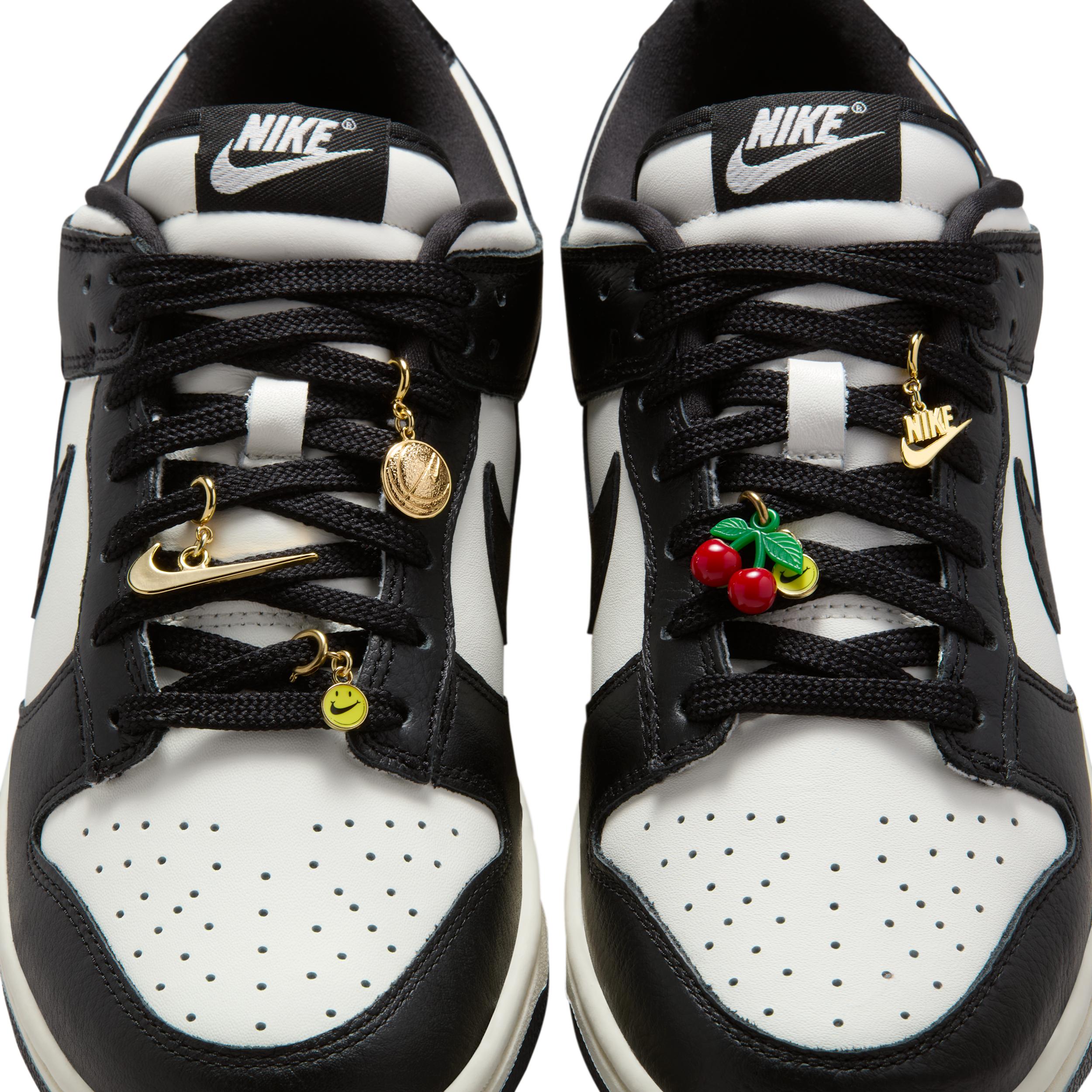 Nike Women's Dunk Low SE Shoes Product Image