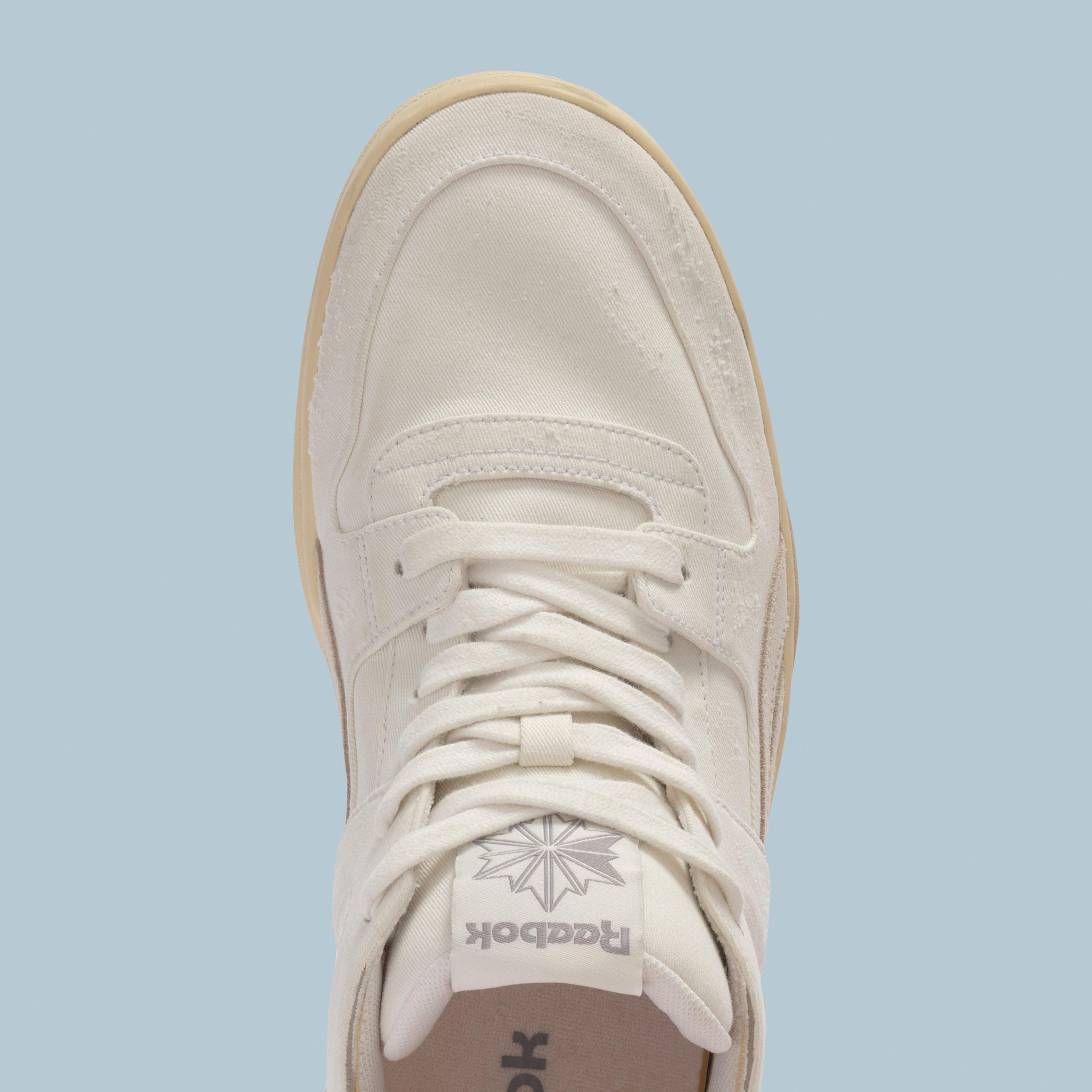 BB5600 Cut Sneakers Unisex Product Image