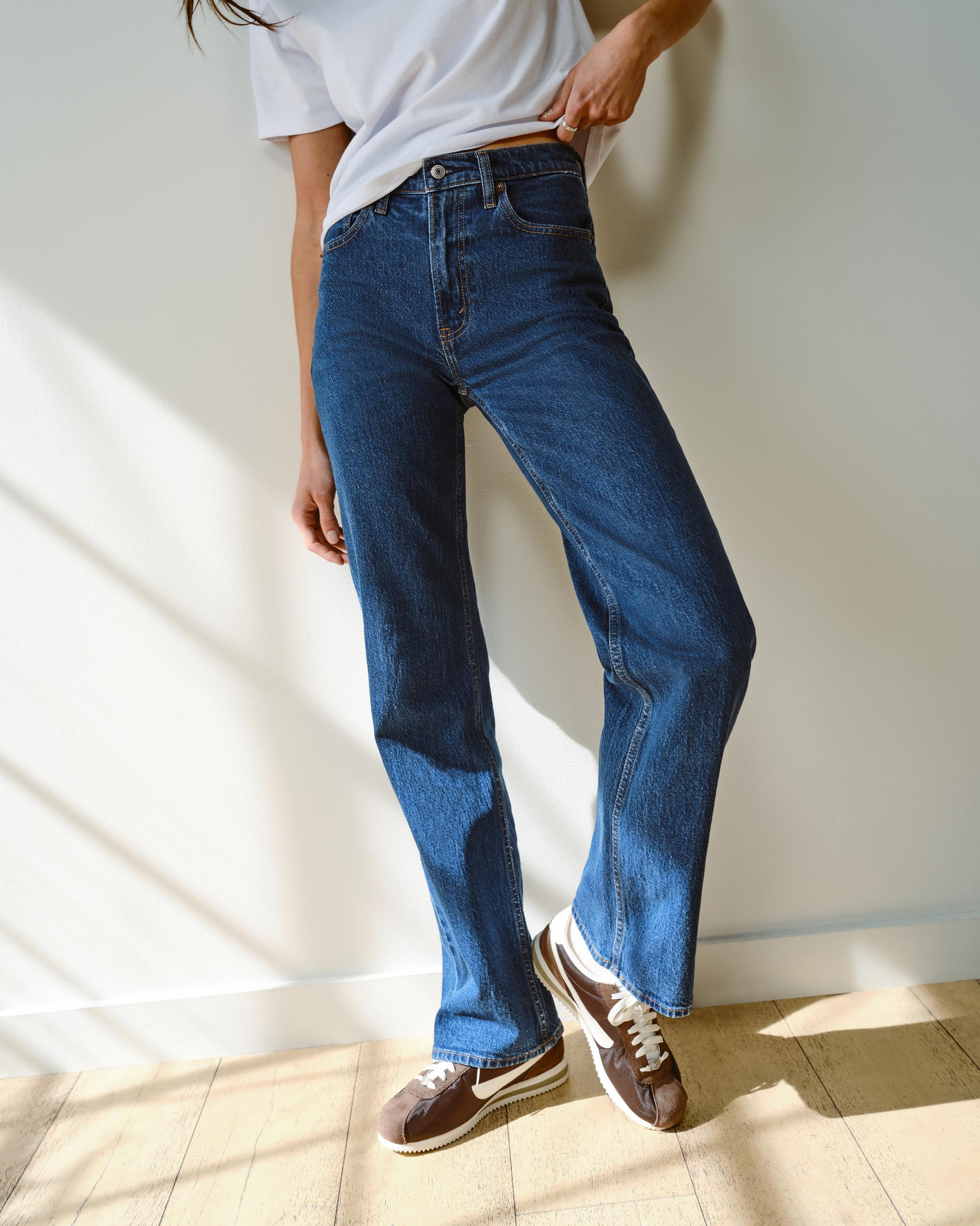 High Rise 90s Relaxed Jean Product Image