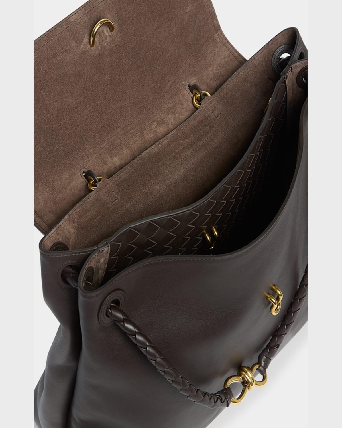 BOTTEGA VENETA Andiamo Large Leather Top-handle Bag In Fondant-m Brass Product Image