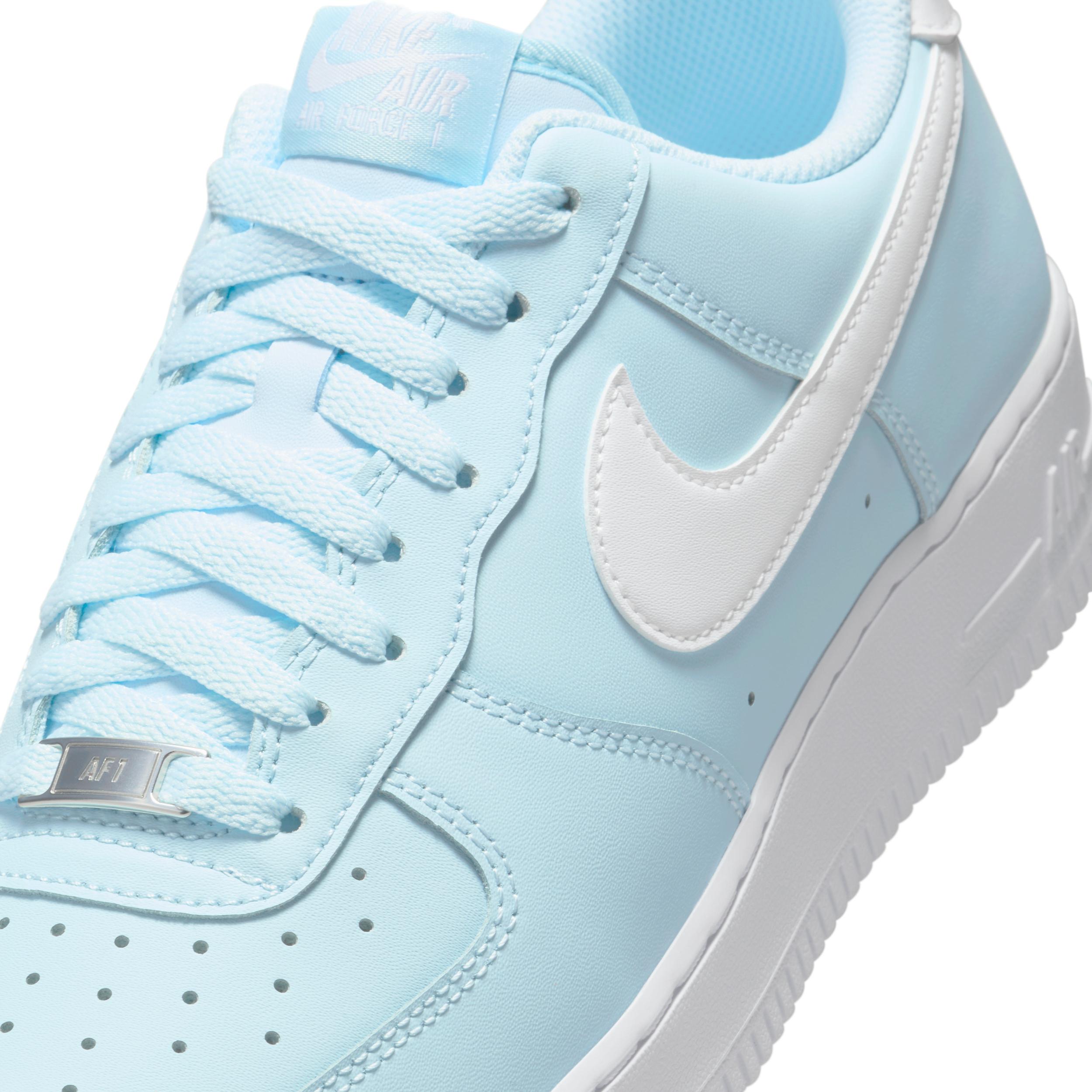 Mens Nike Air Force 1 07 Casual Shoes Product Image