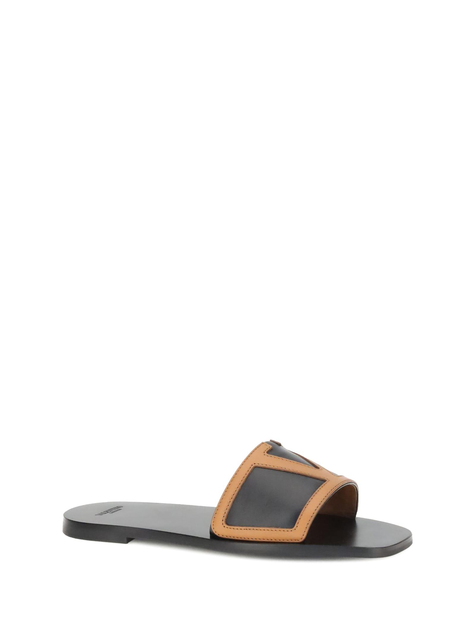 VALENTINO GARAVANI Viva Superstar Slide Sandal In Nappa Leather In Black Product Image