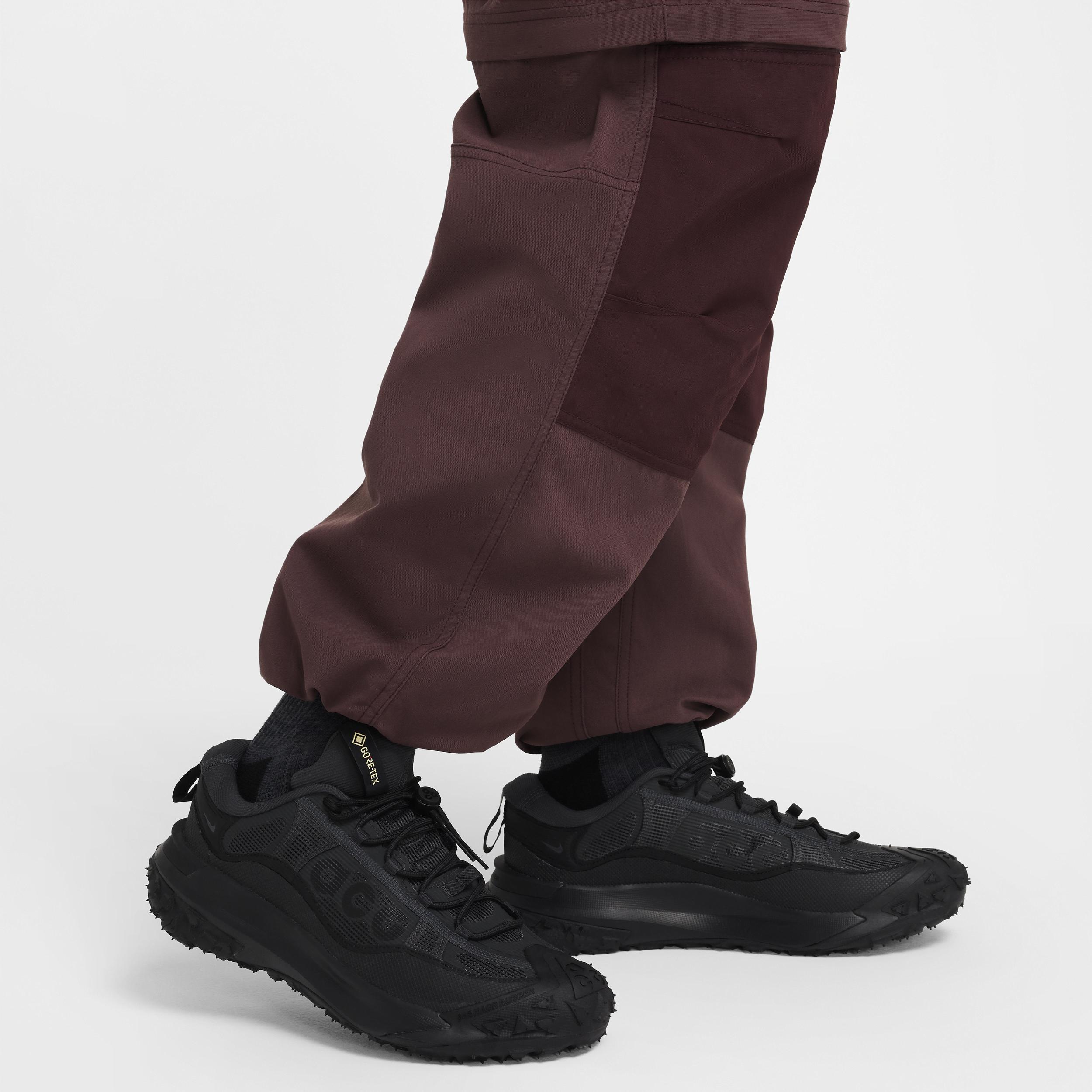 Men's Nike ACG "Smith Summit" Cargo Pants Product Image
